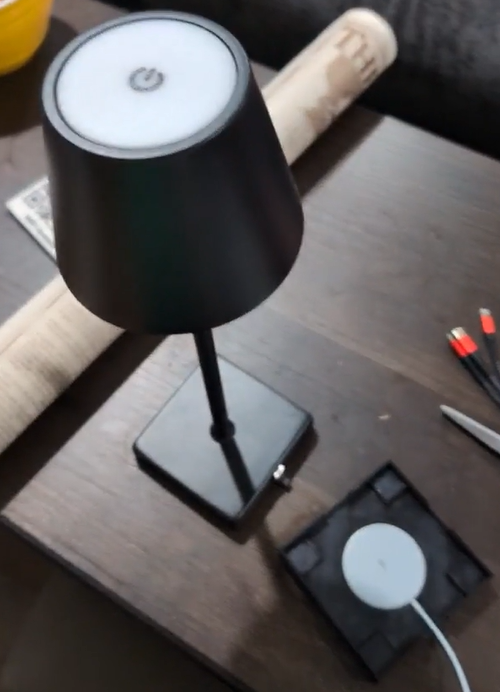 Battery Lamp Wireless Charging Base