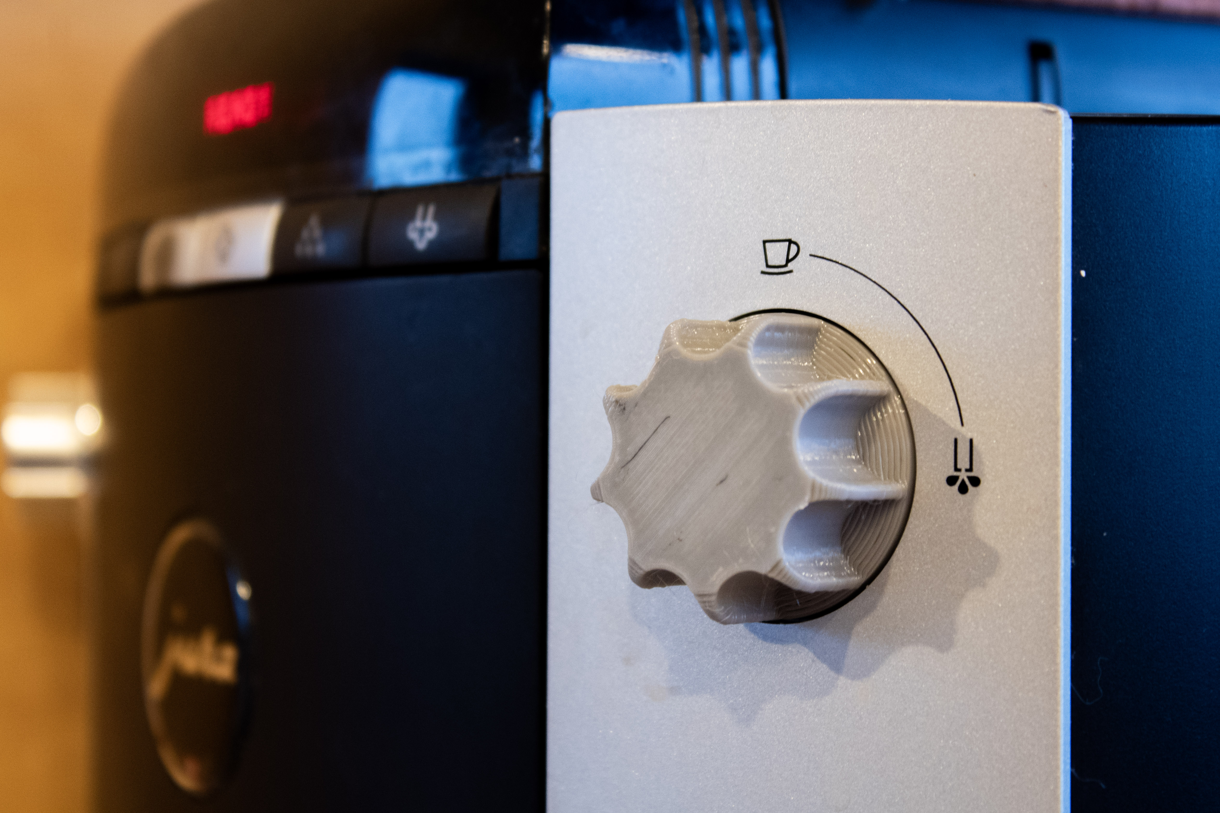 Ergonomic knob for Jura F50 steam valve