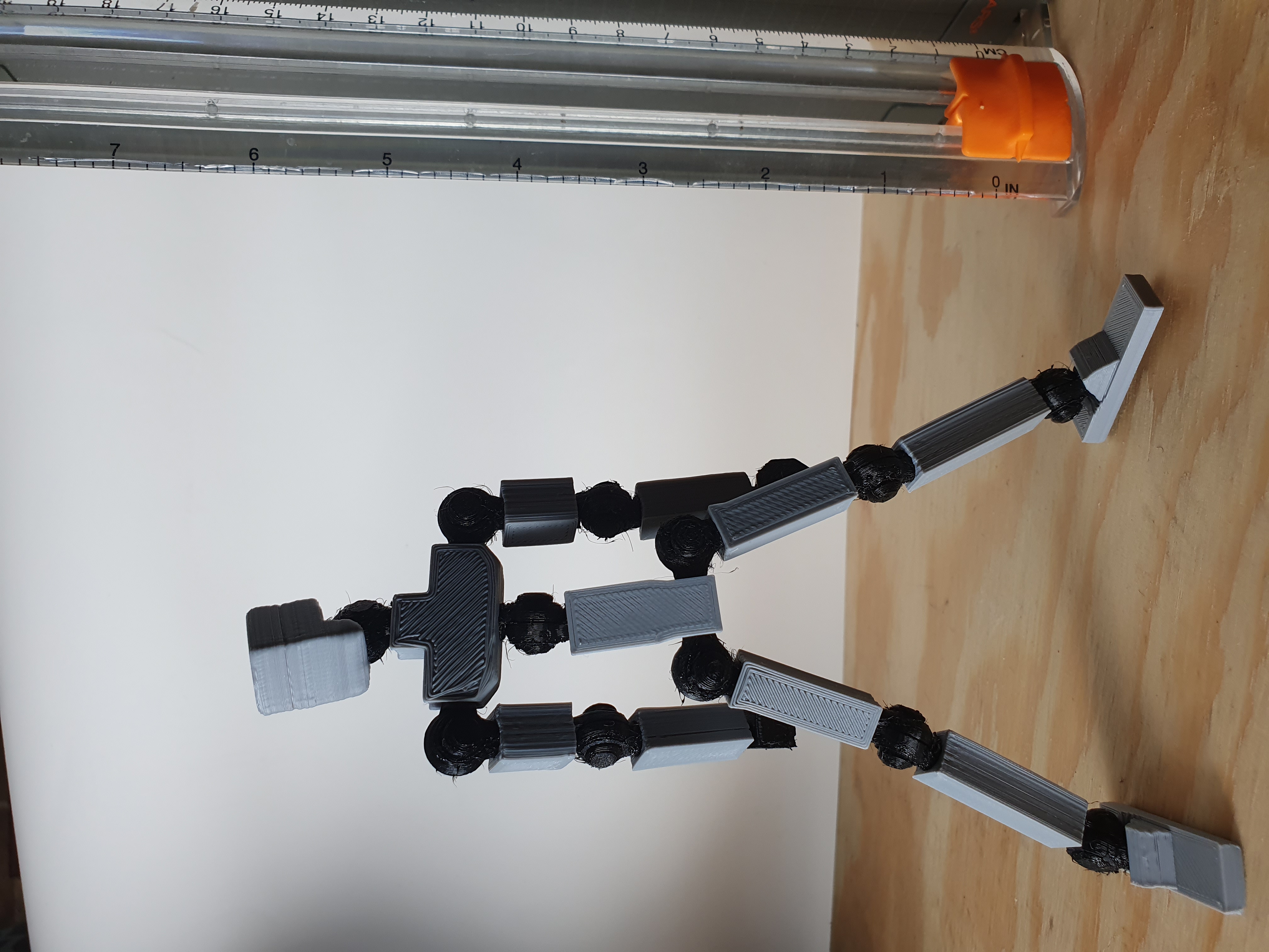 "TP-Unit01" 3D Printable Poseable Action Figure — miniatura 3