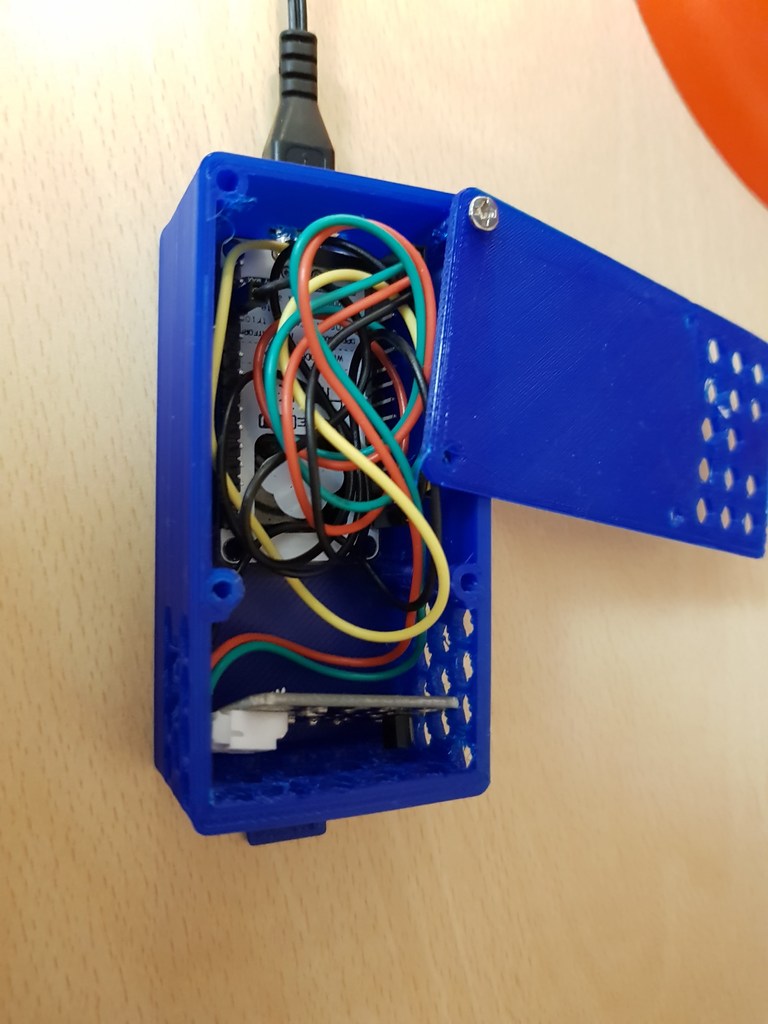 NodeMCU box — miniatura 4