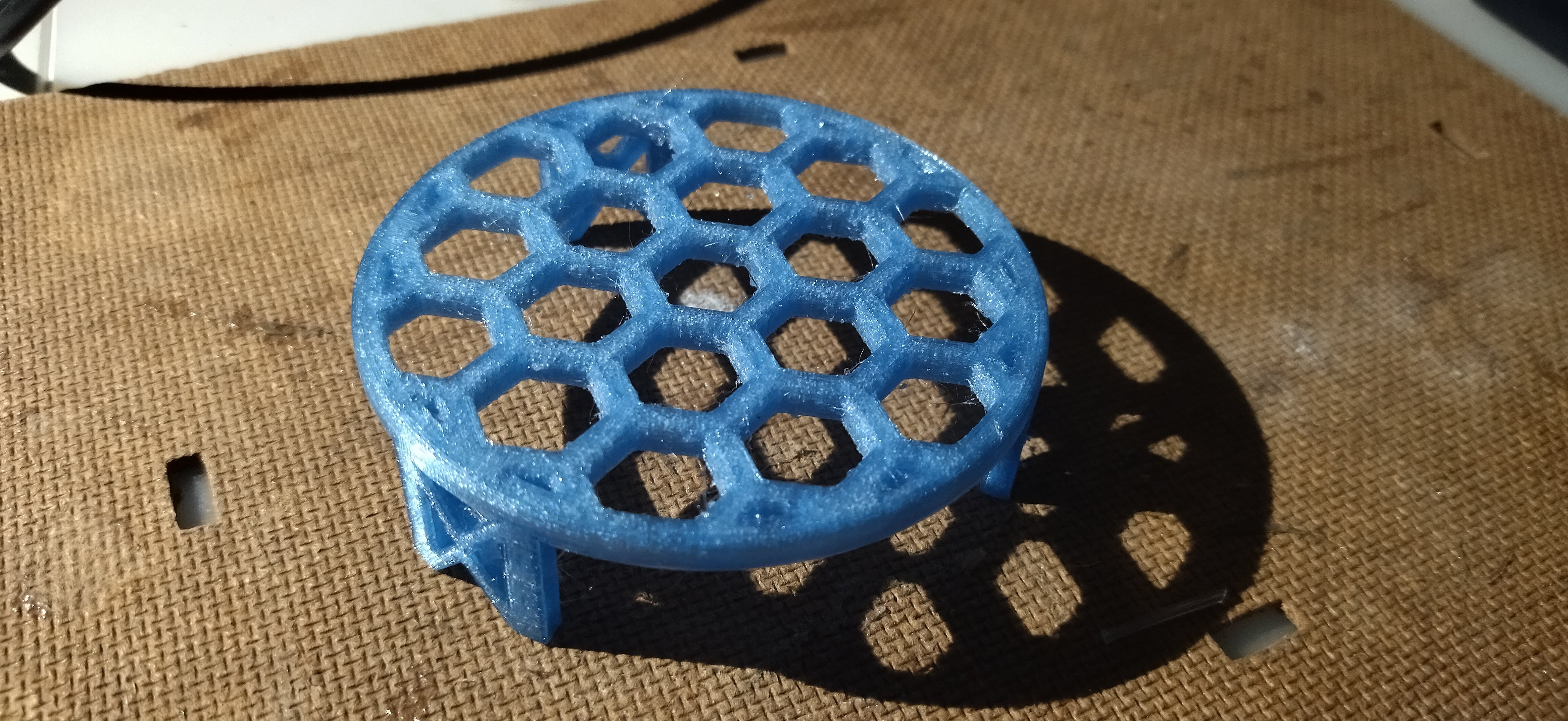Sturdy flower pot raiser — miniatura 2