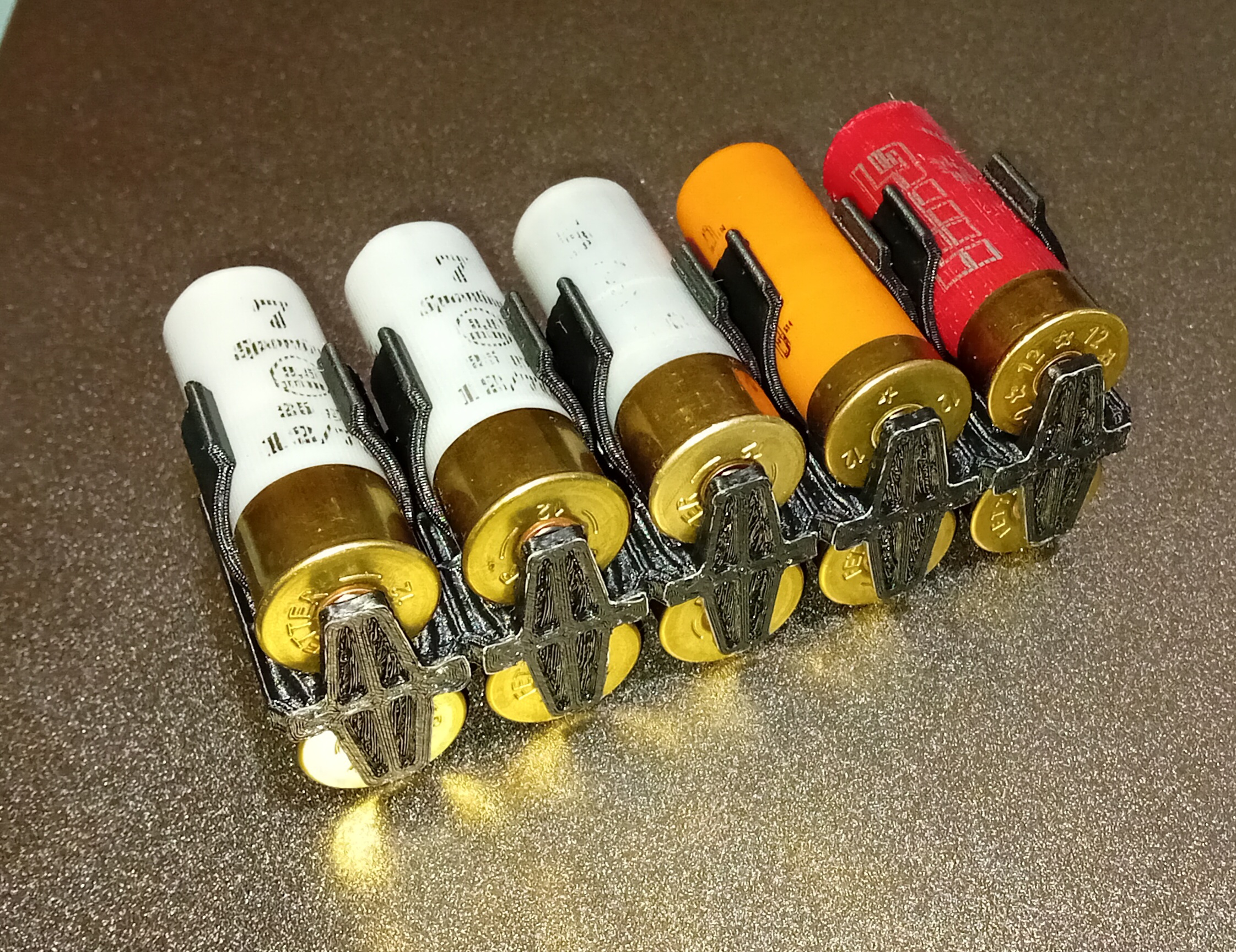 12 gauge cartridge holder
