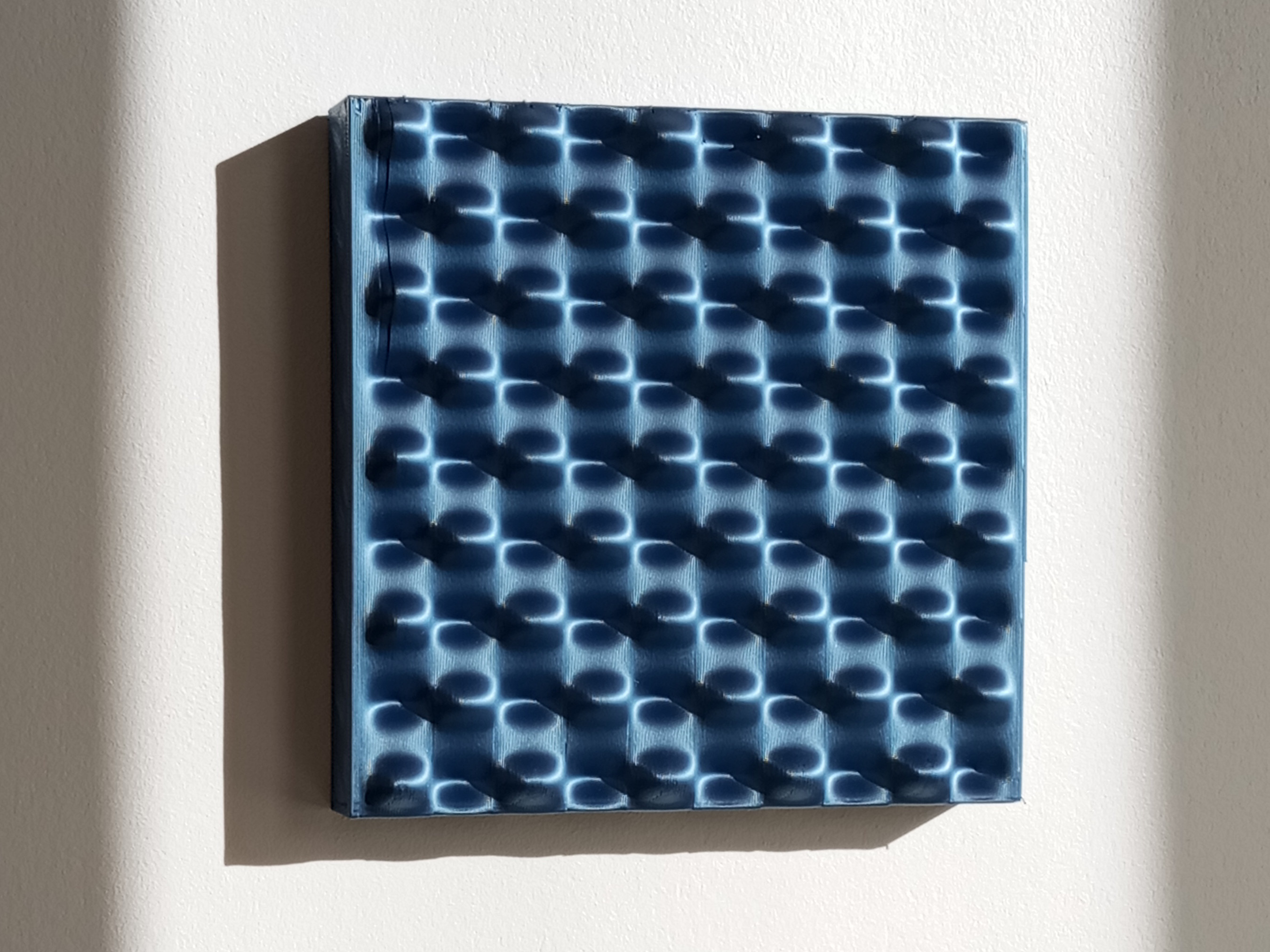 LIGHT SURFACE – DECORATION MURALE GEOMETRIQUE