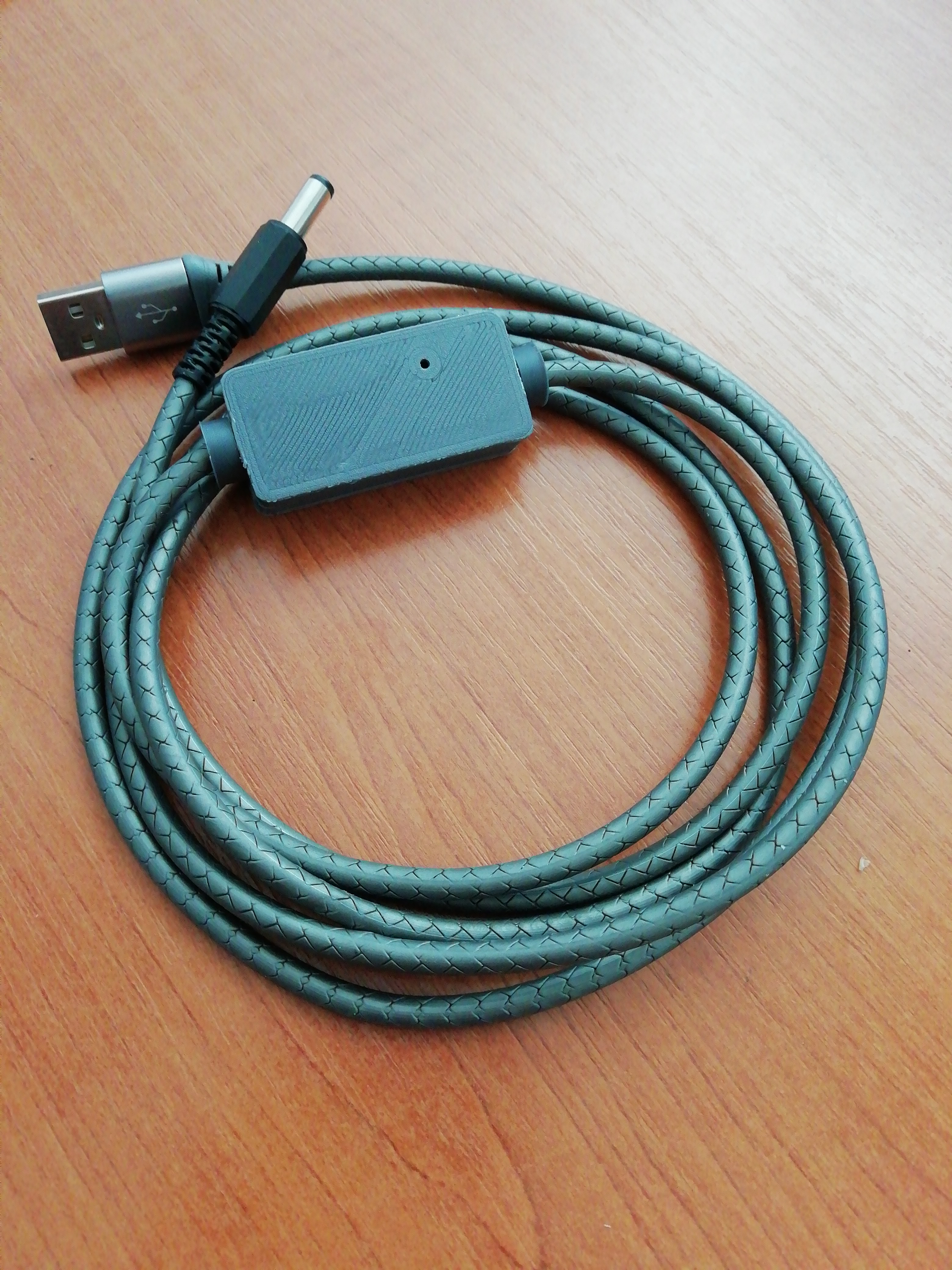 mini box for Lion batteries charger — thumbnail 4
