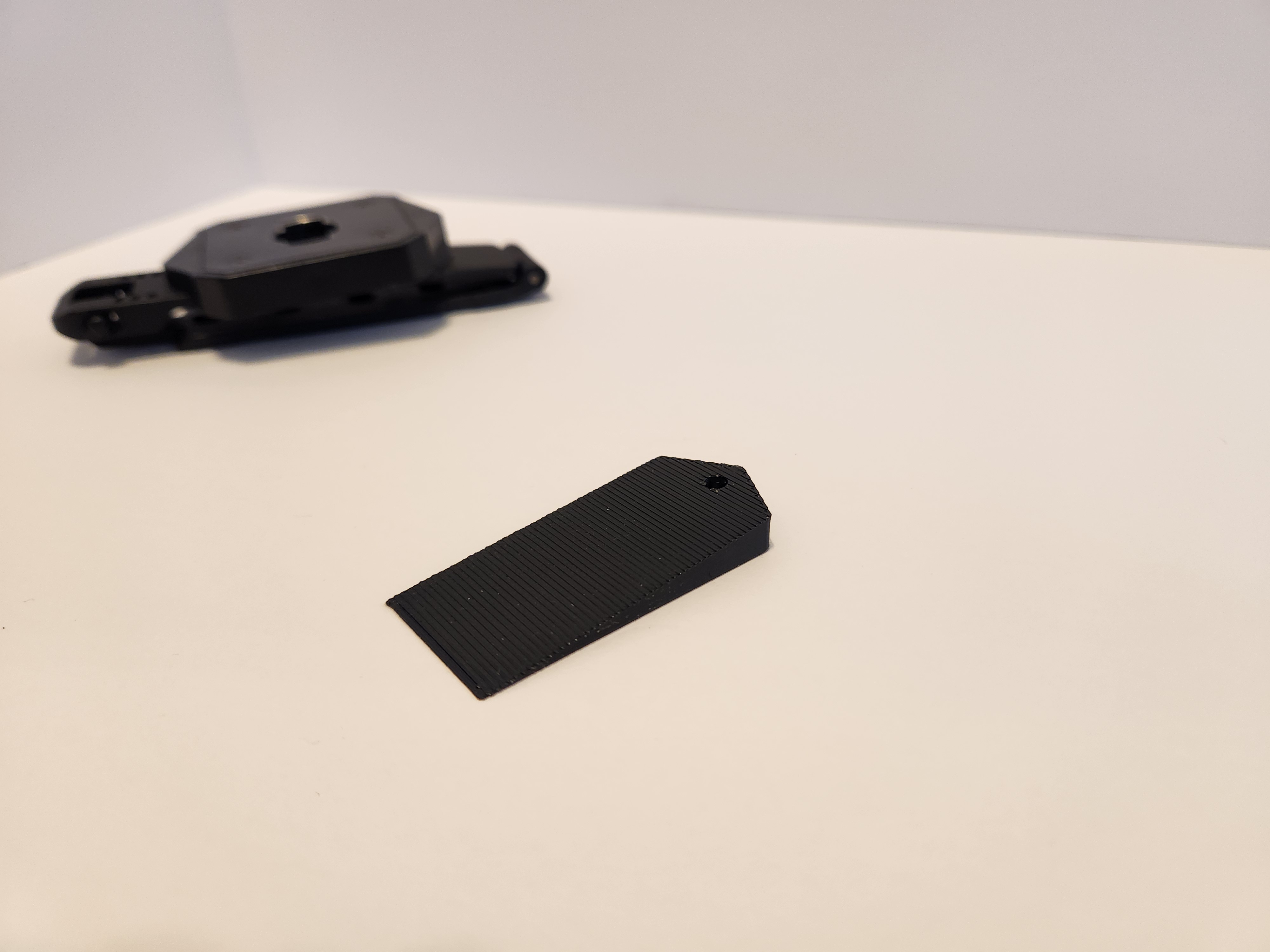 Axon Body Cam Wedge por Jacob Meighen Descargar modelo STL gratuito