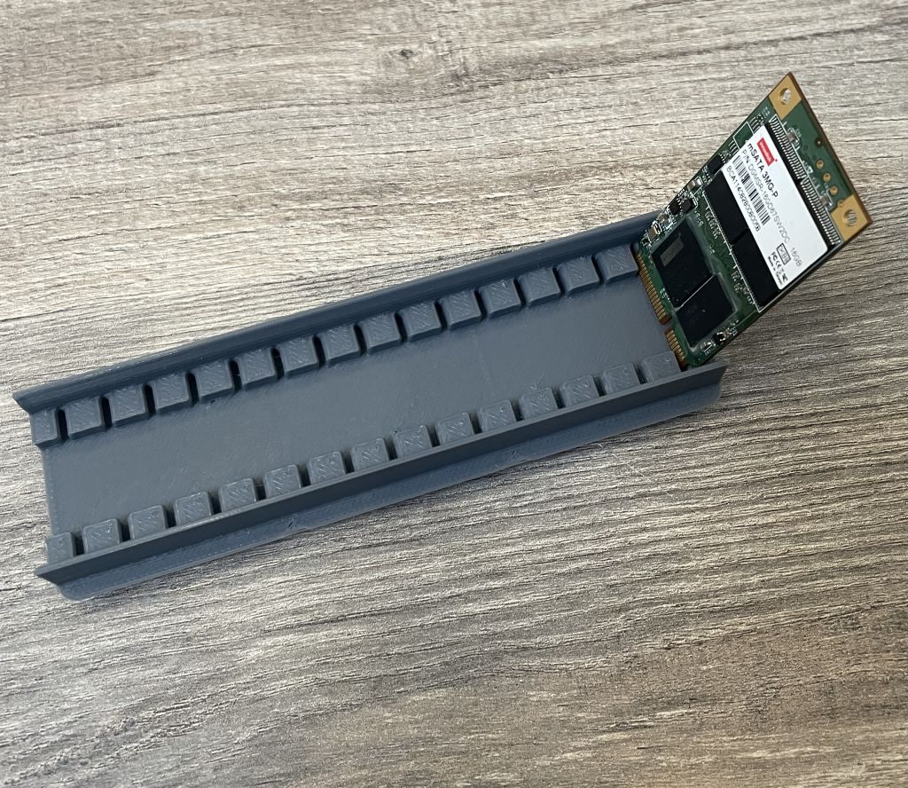 Gridfinity mSata holder
