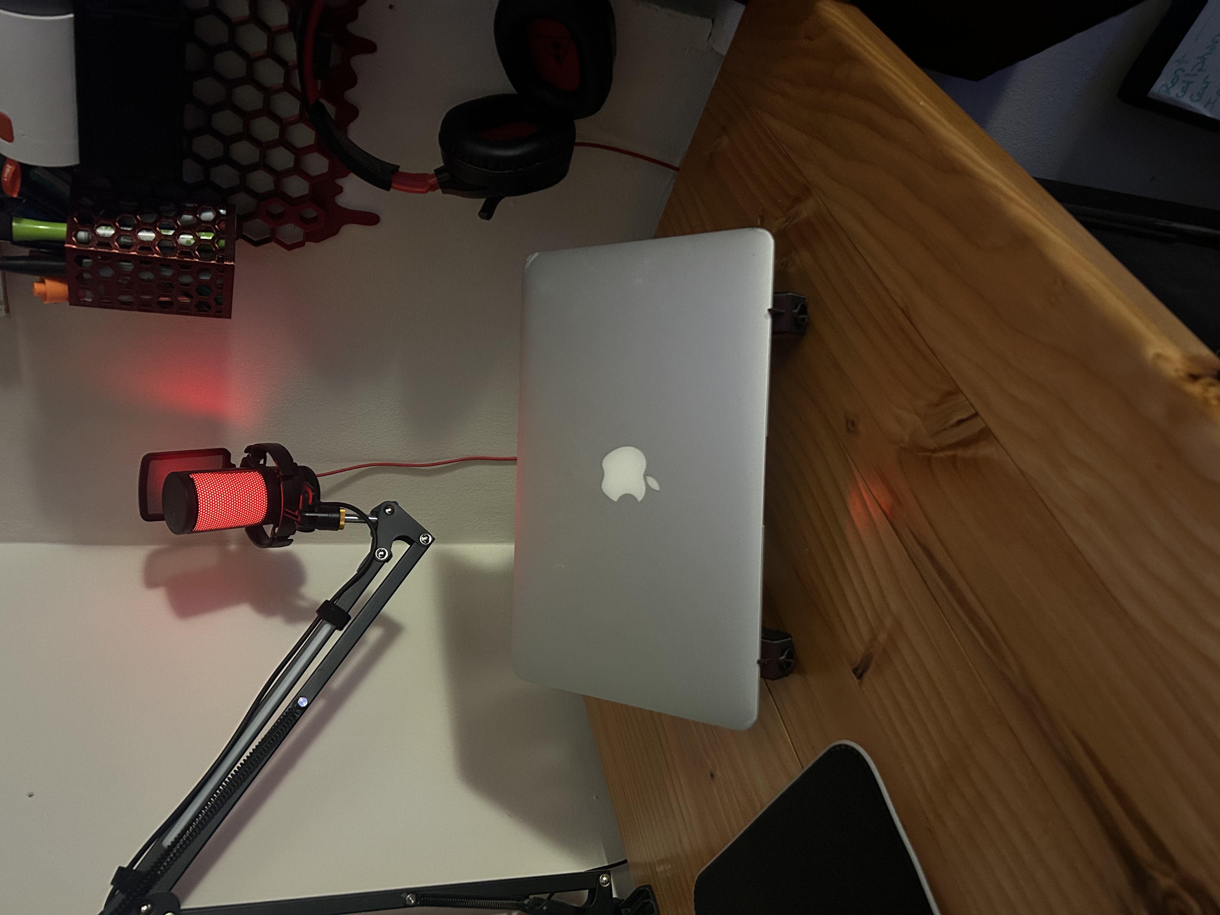 laptop stand 2A — thumbnail 4