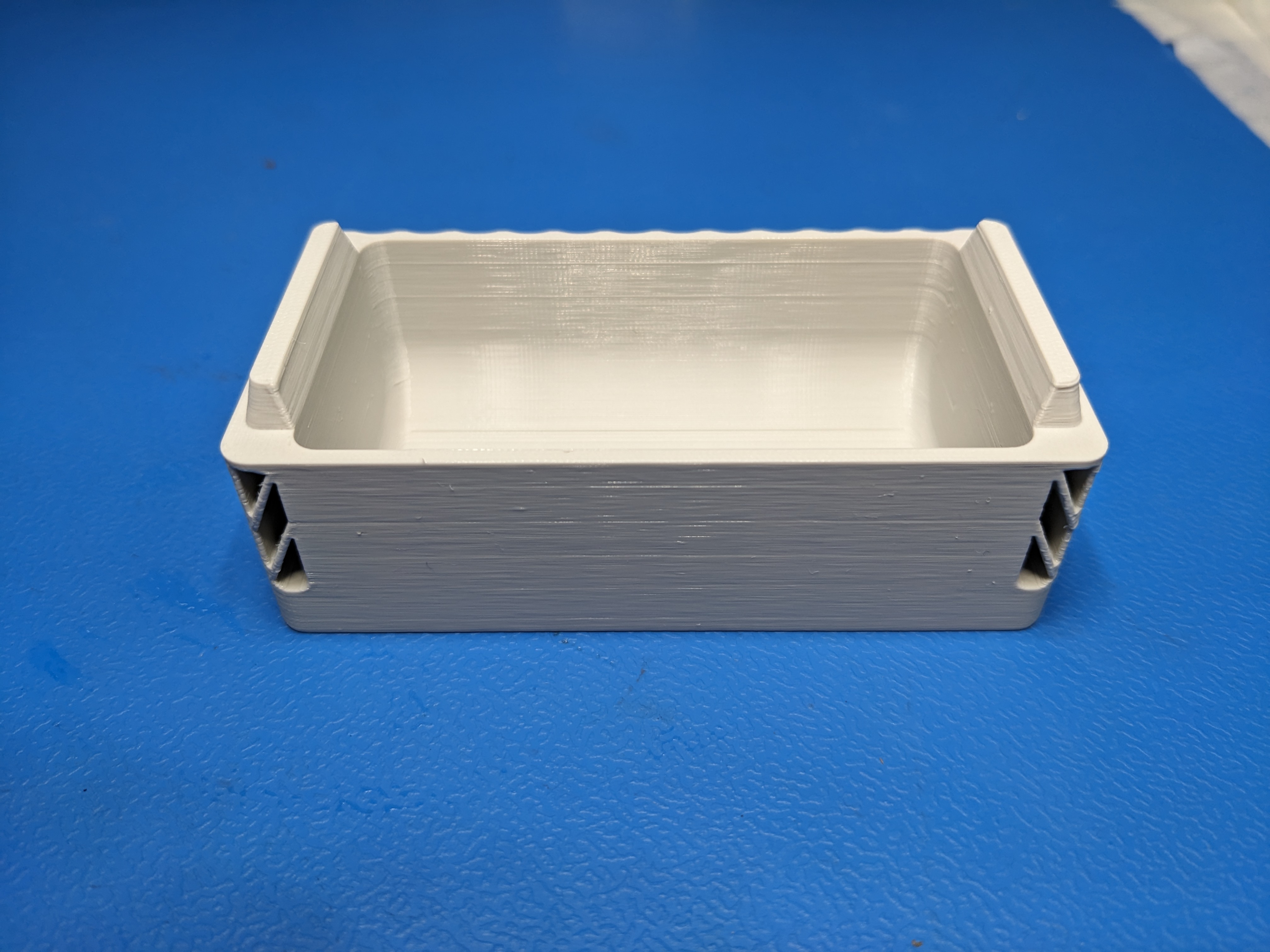 Miniatura 3 do modelo 3D Generic stackable box