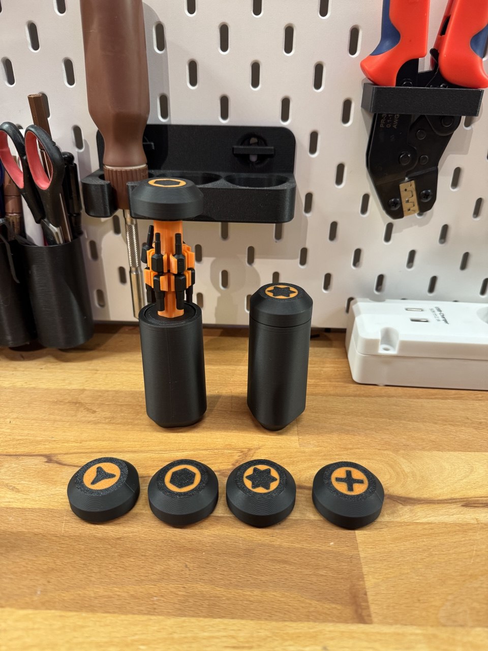 LTT Bit Case Caps