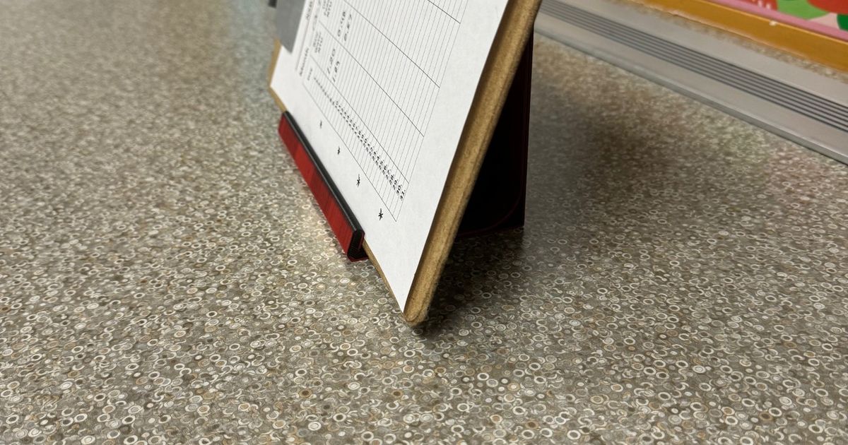 clipboard wall mount by crogan2 Download free STL model