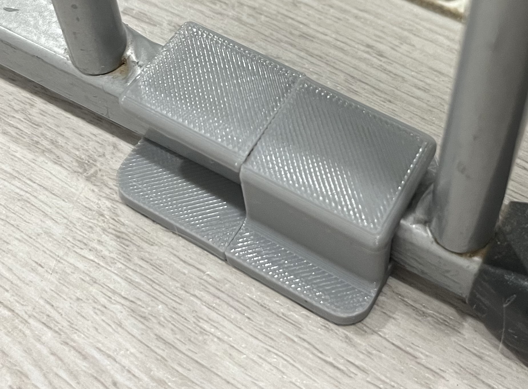 Baby Dan floor mount holder baby fence