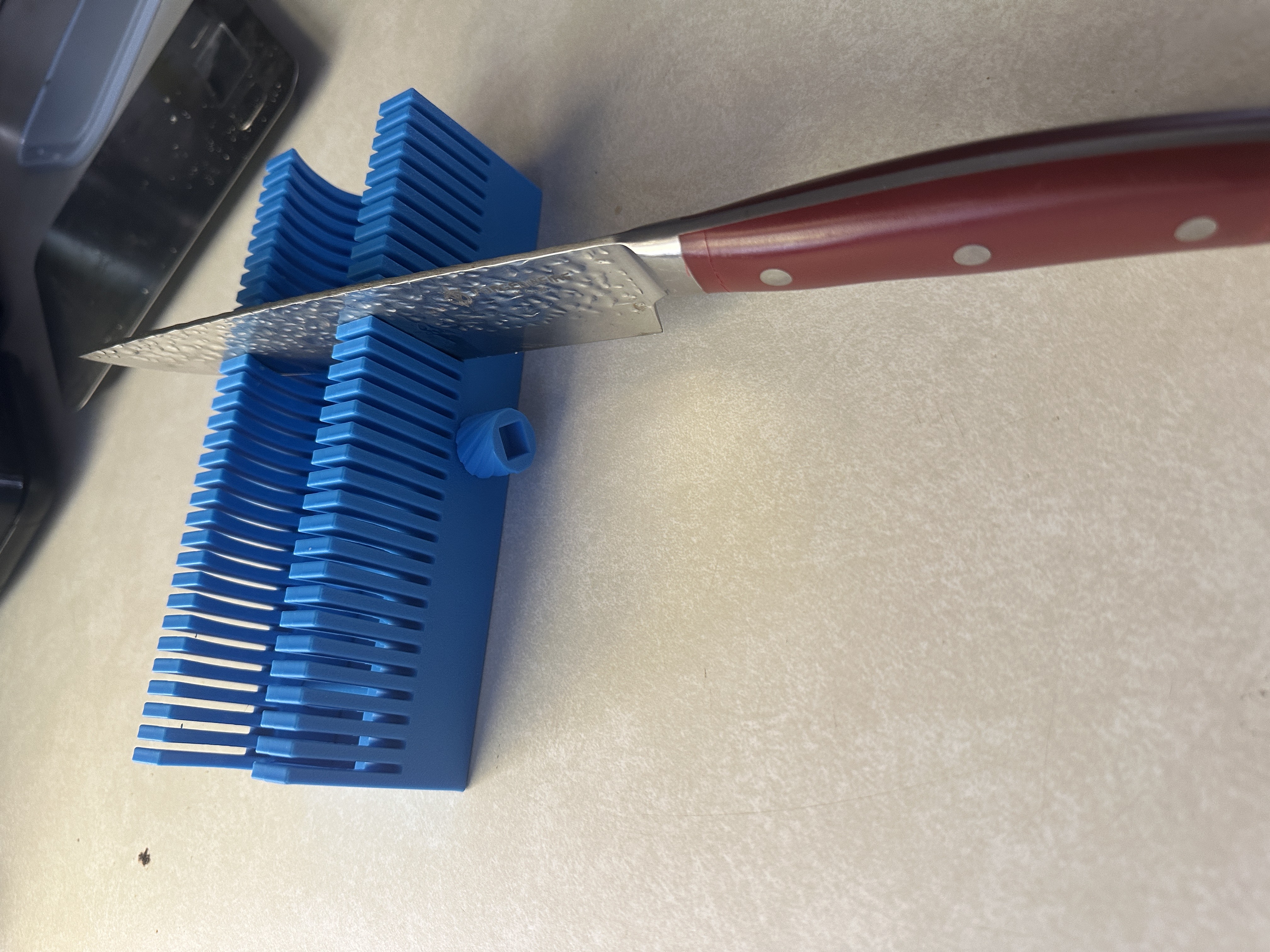 Clamping Safety Sausage Slicer