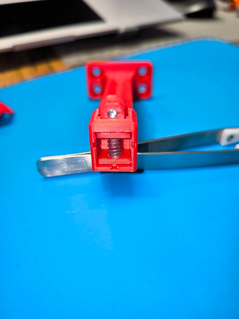Miniatura 4 do modelo 3D Top-Side Door Holder