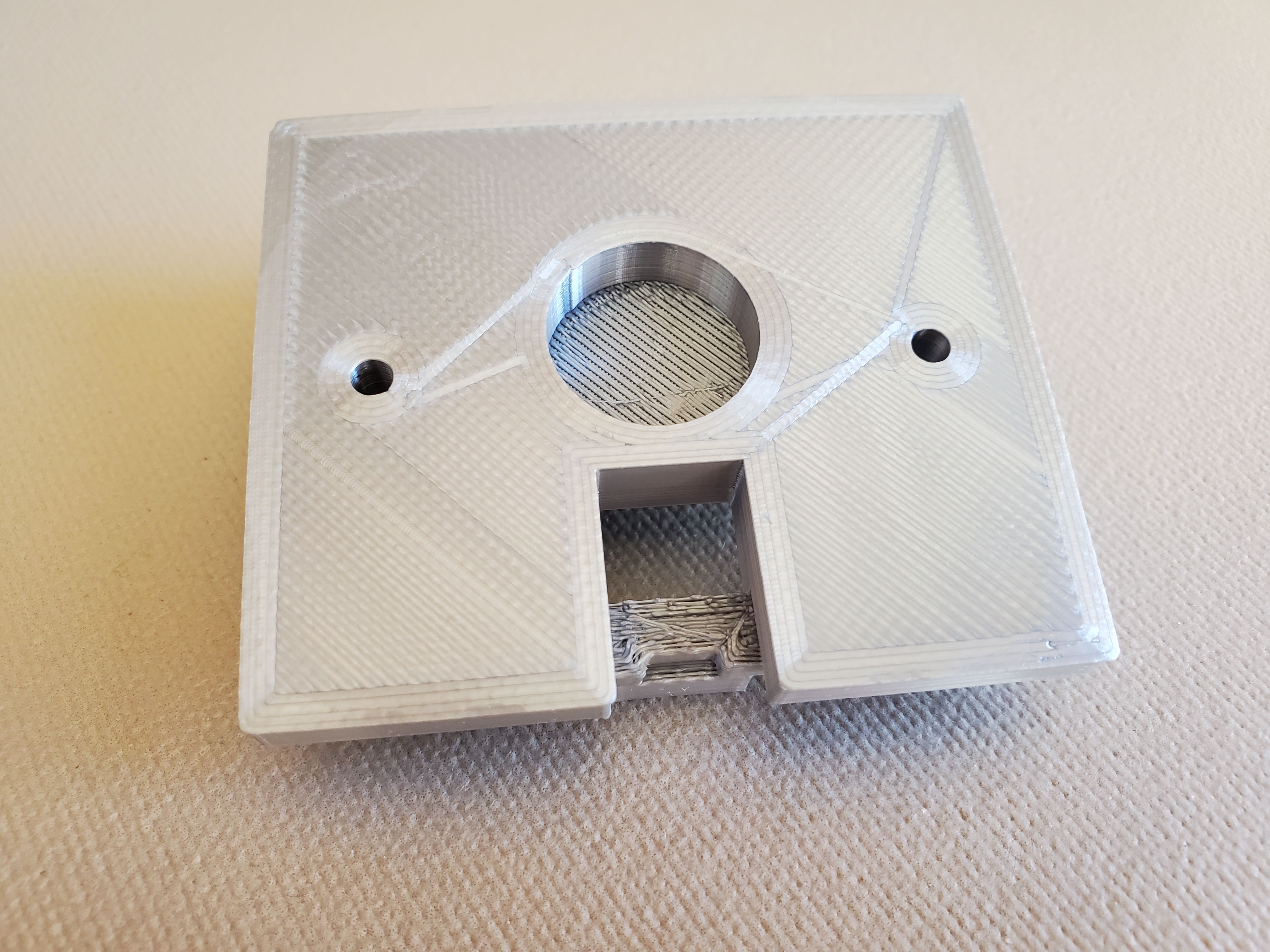 Miniatura 2 do modelo 3D Microcontroller Modular Enclosure - Base