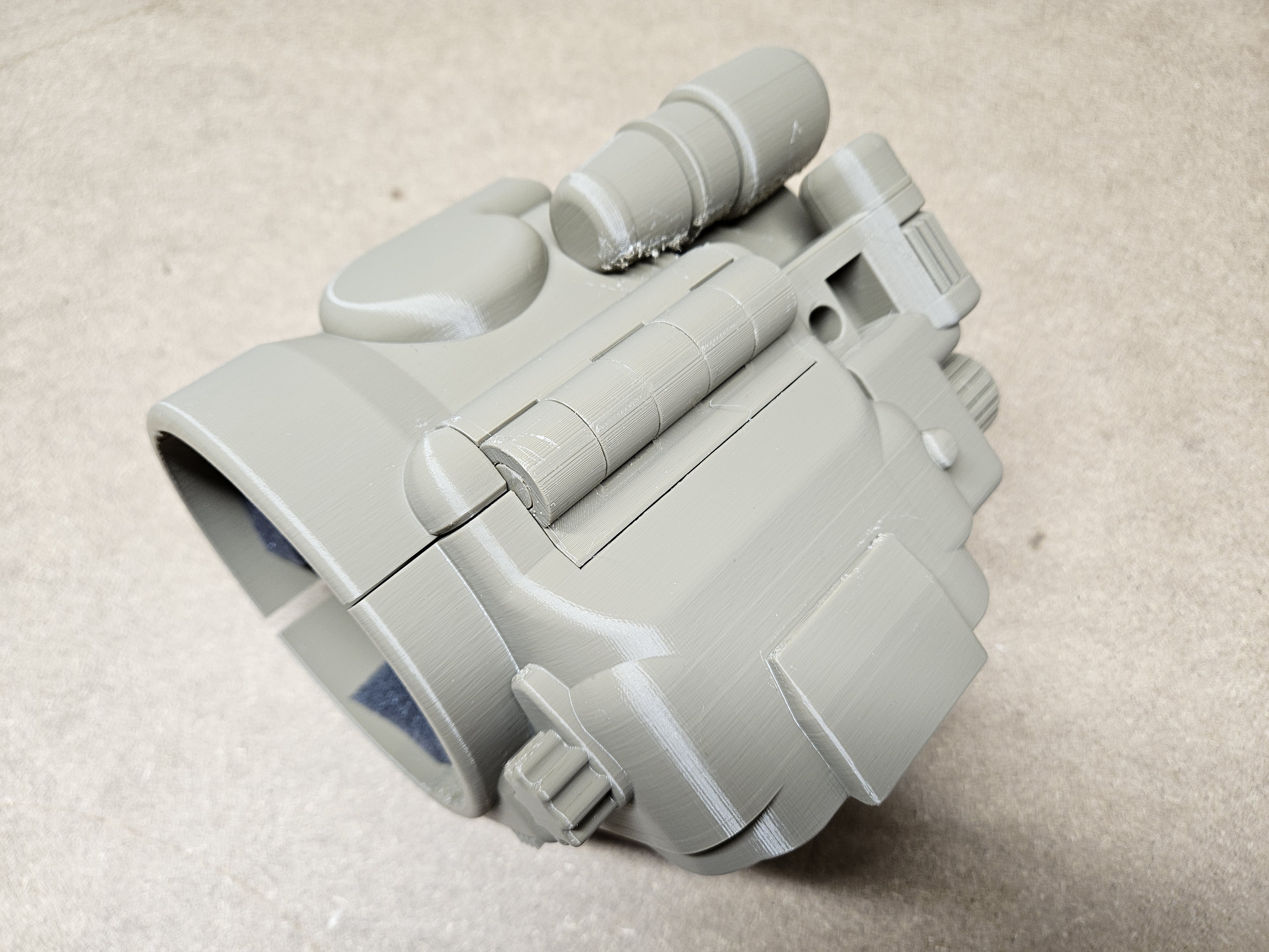 Pip-Boy 3000 Mark 4 – Wearable — miniatura 3