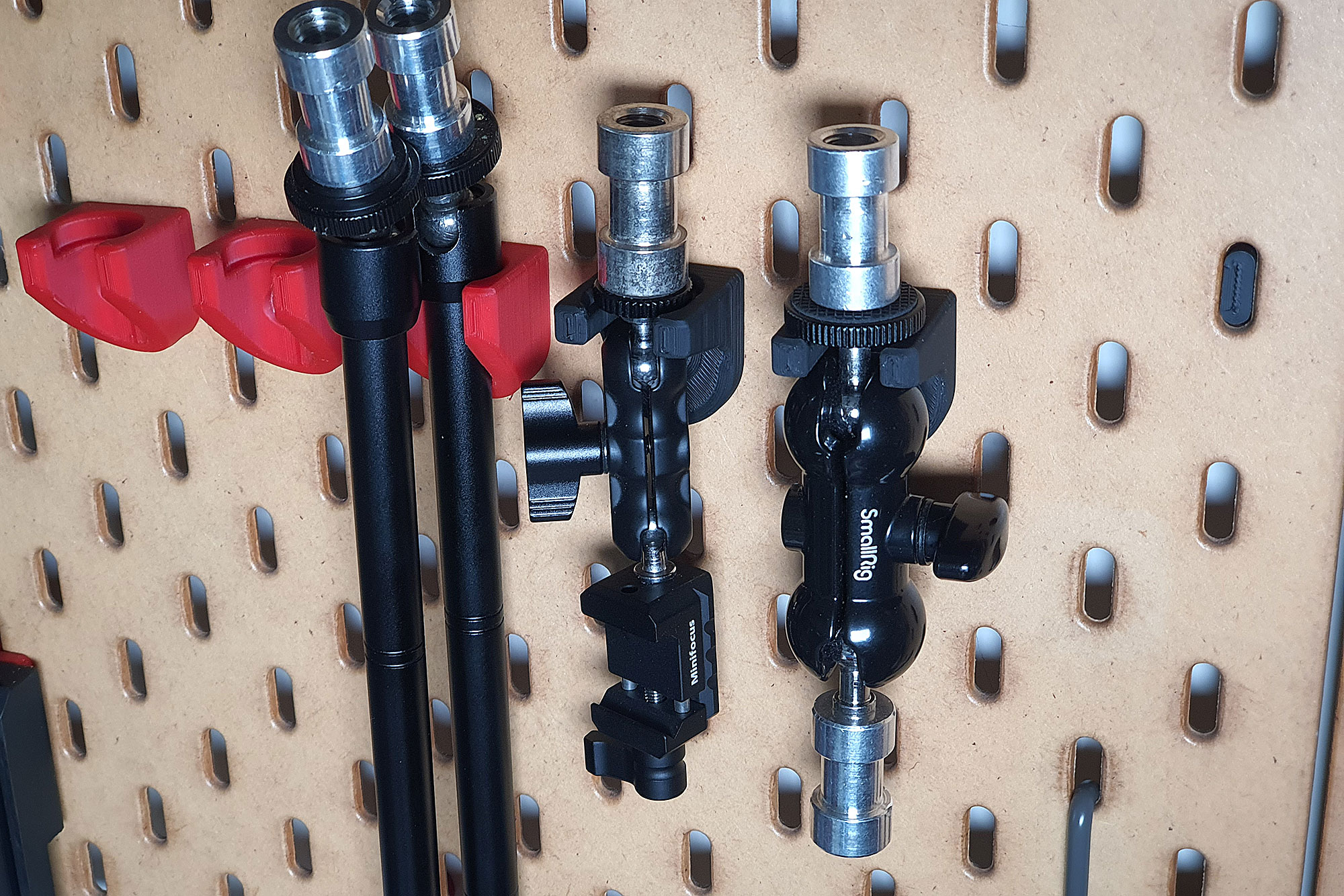 Small Ball Head/Ball Arm Hanger for IKEA Skadis Pegboard by Simply