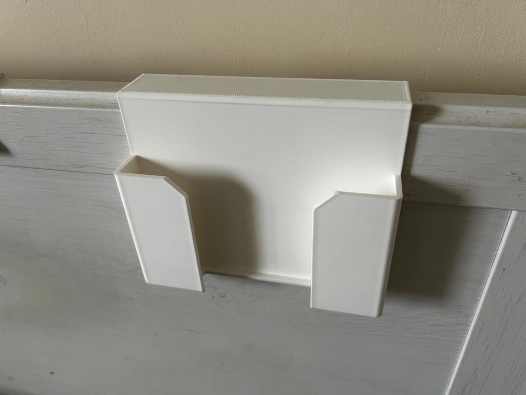 KINDLE e-book bed stand