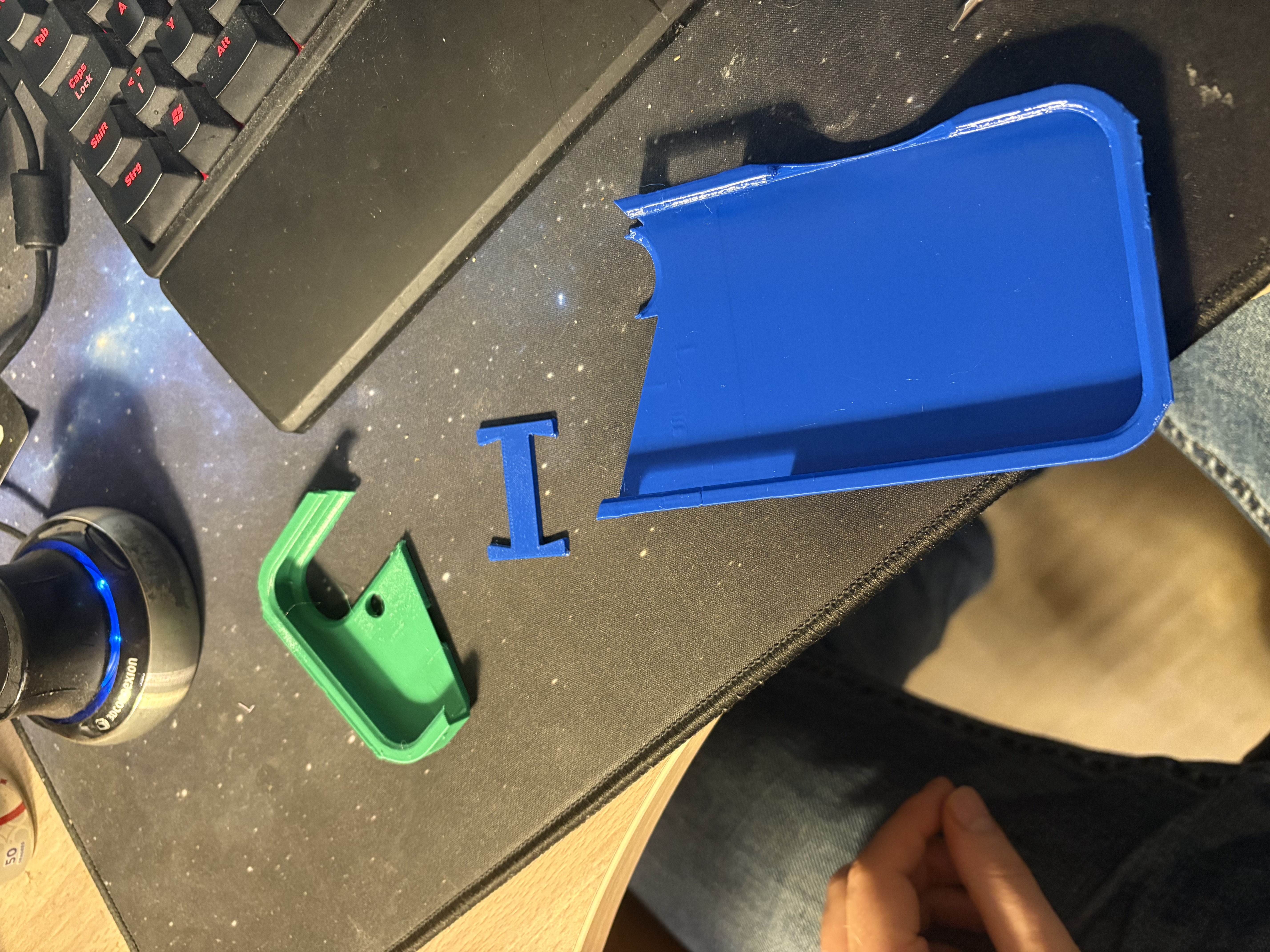 Miniatura 6 do modelo 3D iPhone 16 case