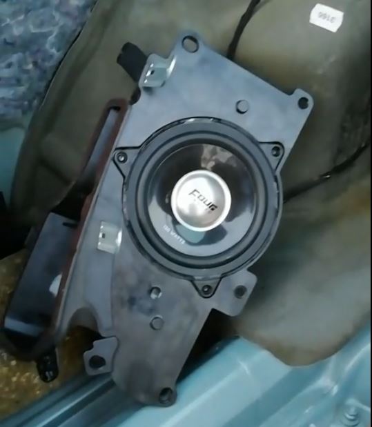 BMW E46 Compact Rear Speaker 5.25 Adapter