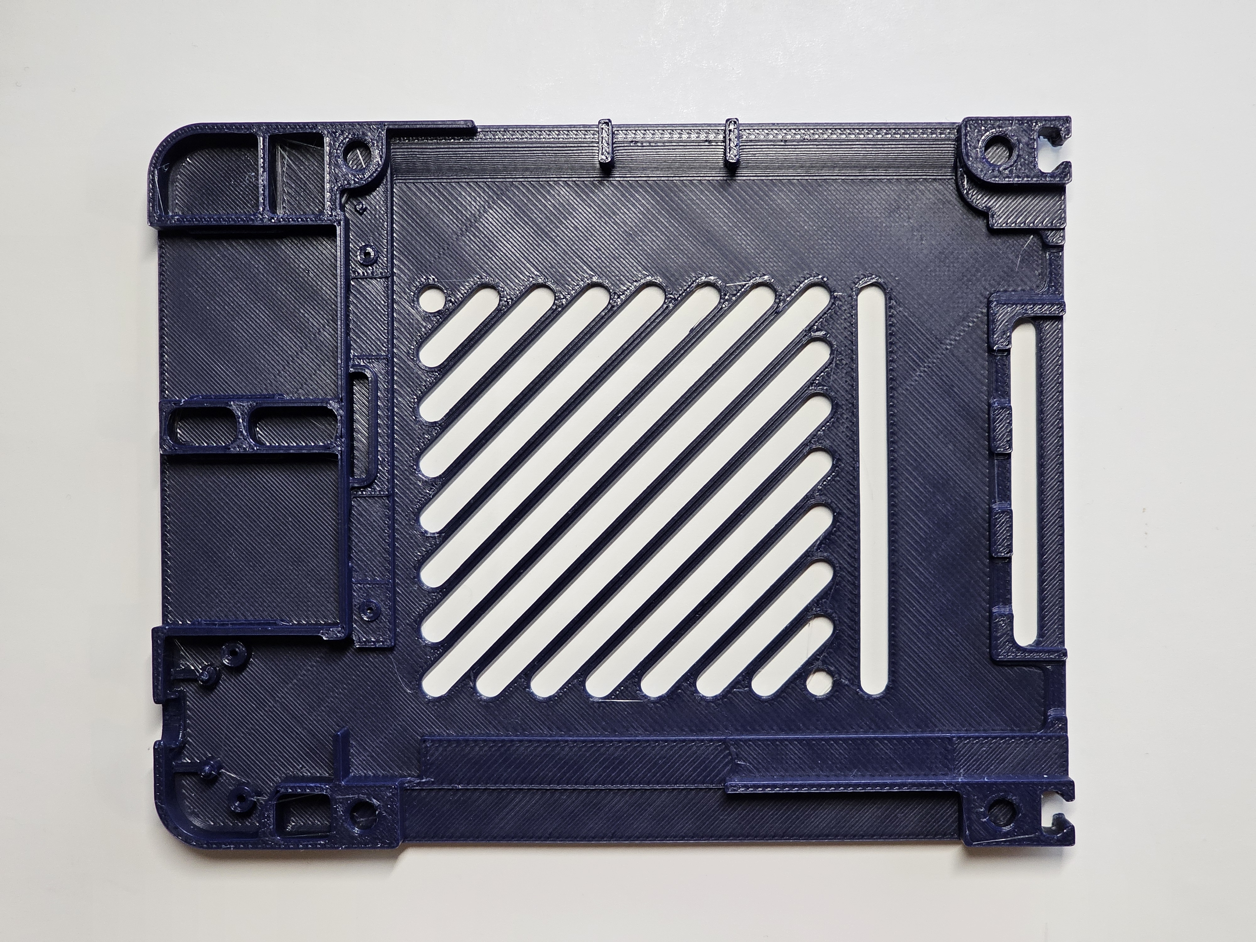 Framework Industrial Mainboard Case — miniatura 18