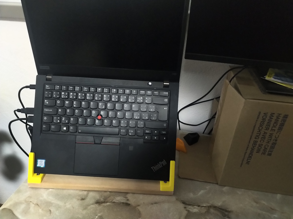 Laptop Stand from bed grid
