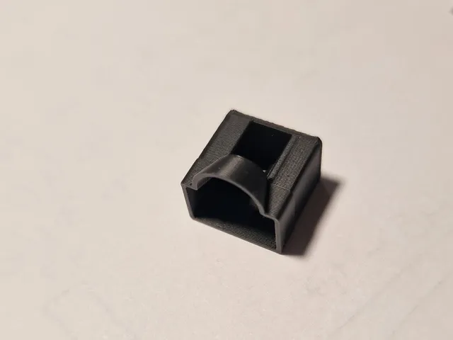 Protector de patilla para cable RJ45