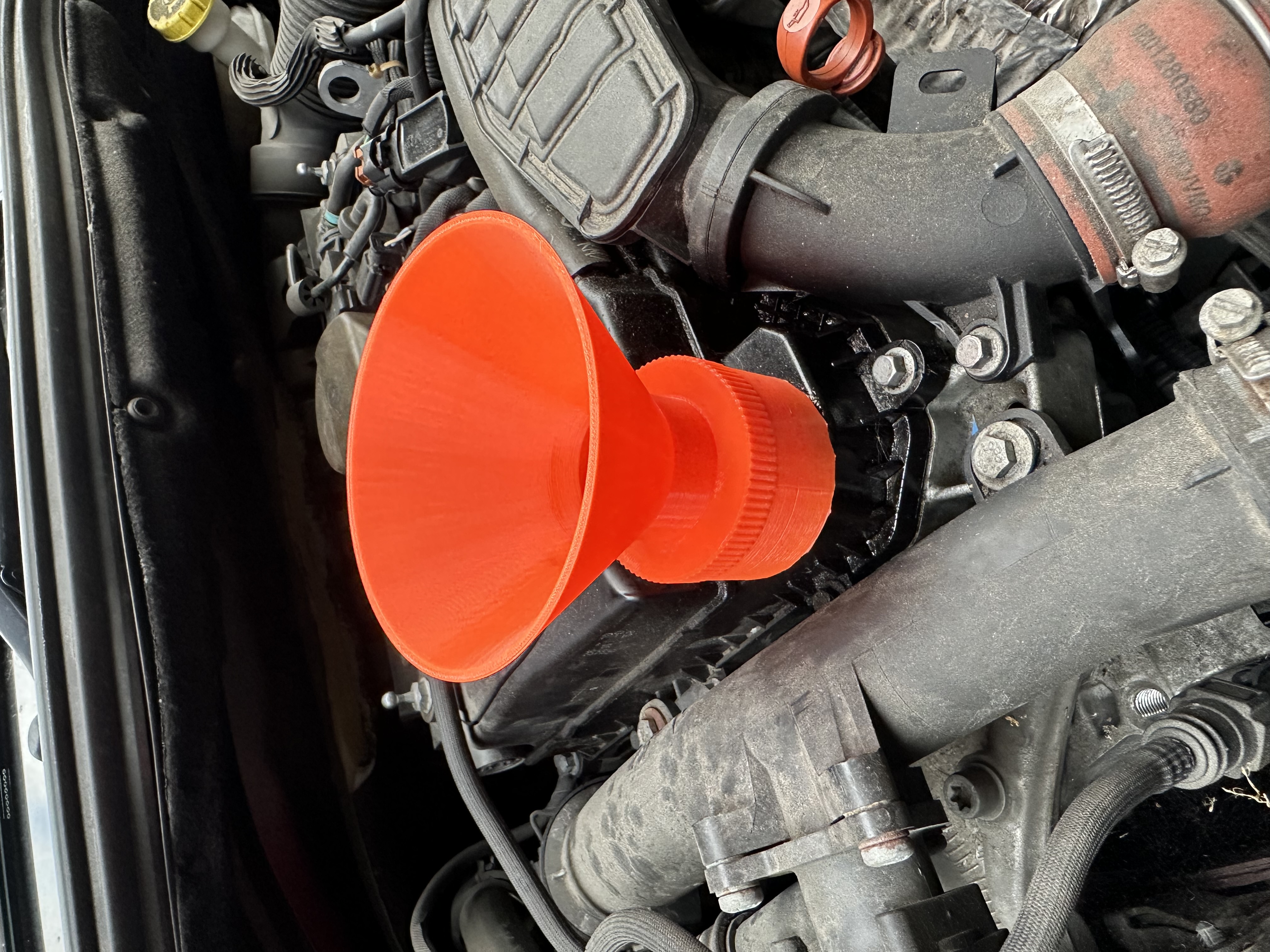 Peugeot 2008 oil funnel