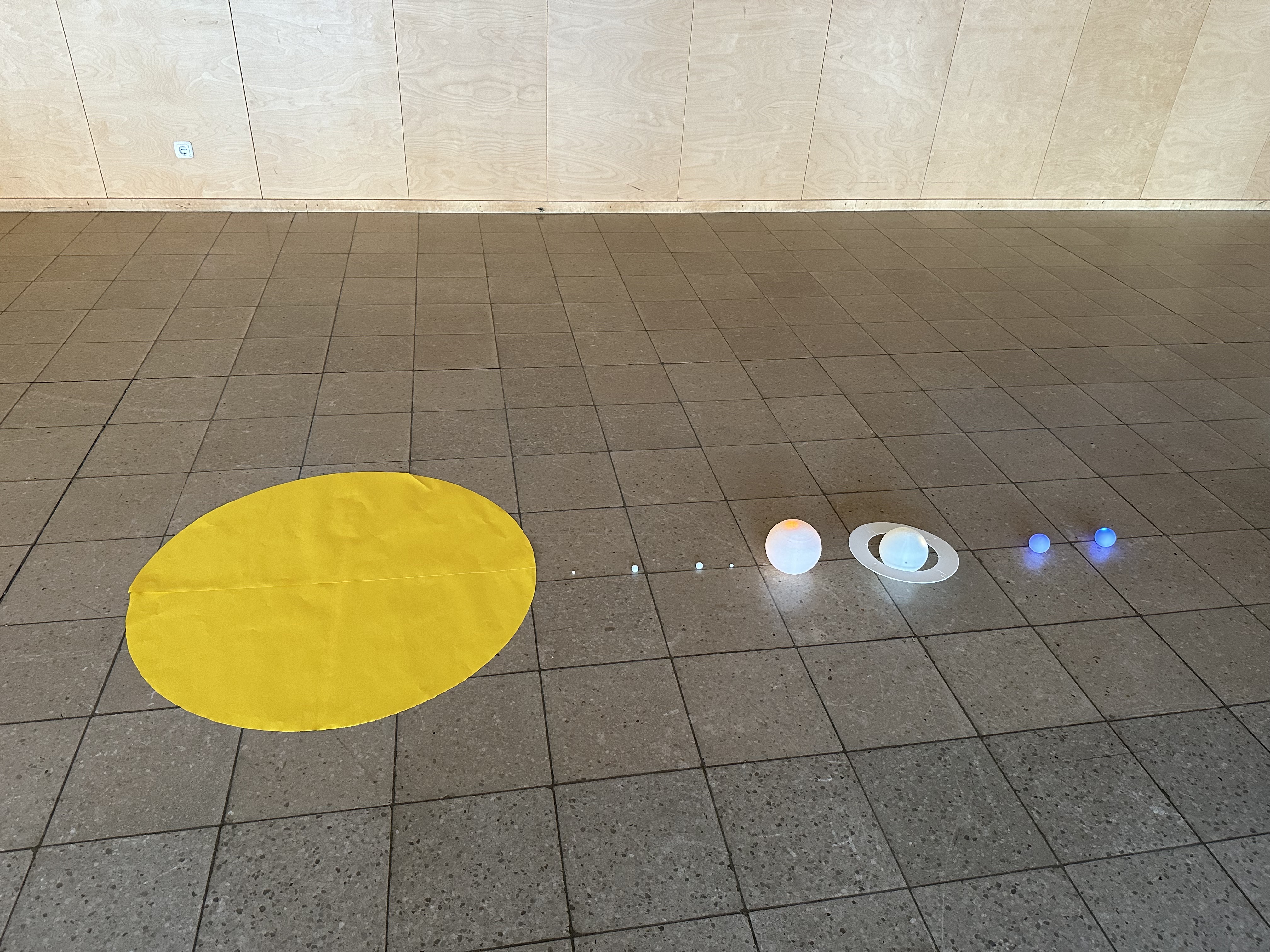 Solar System in correct scale — miniatura 5