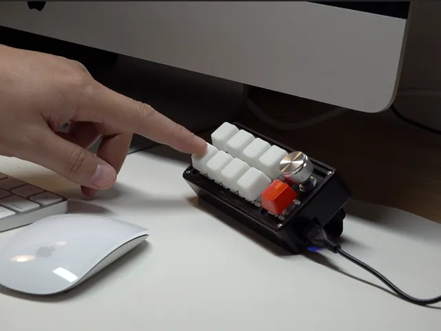 Macro Keyboard (9keys + 1knob)