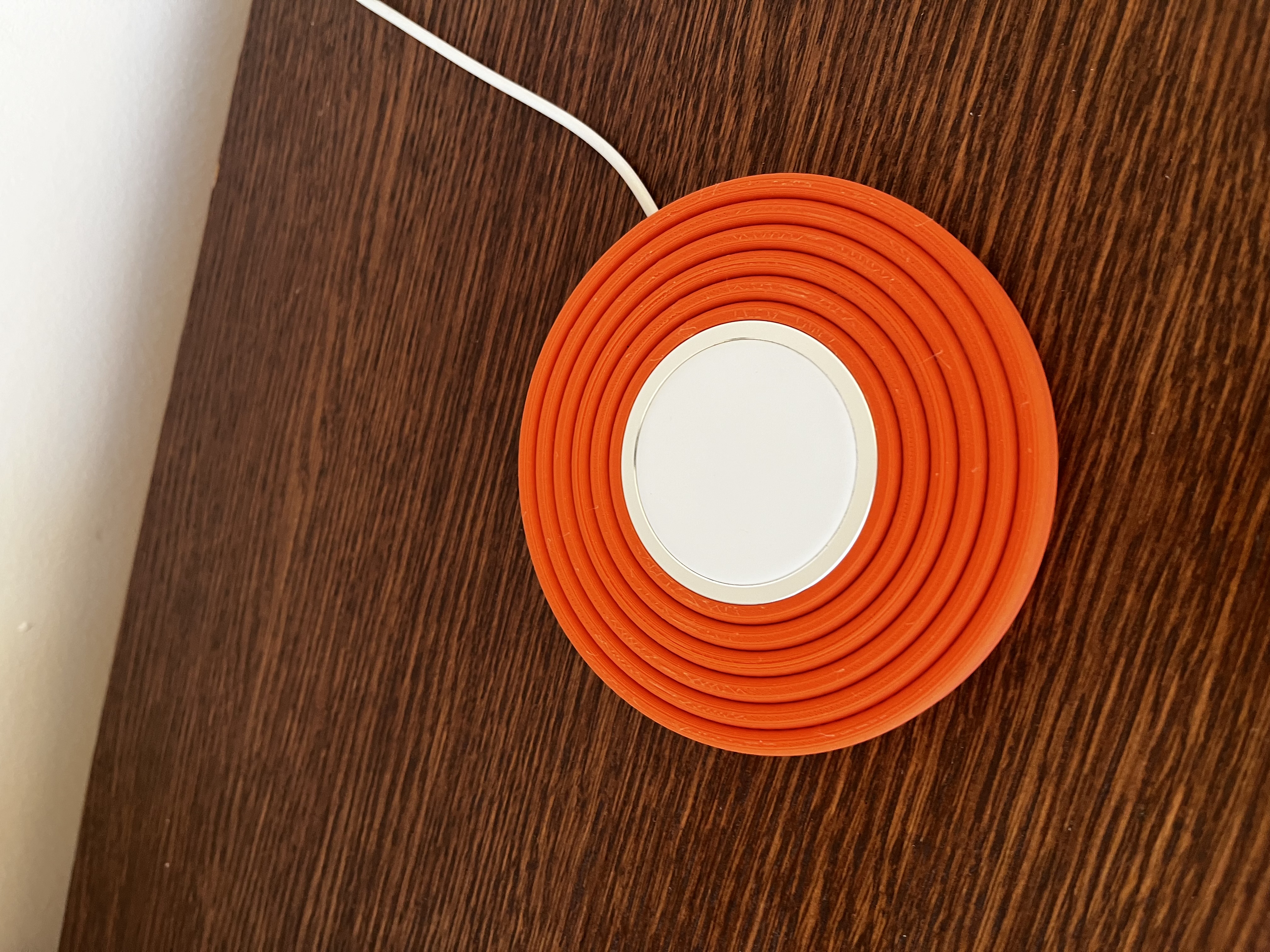 Magsafe stand - has holes for wallmounting.