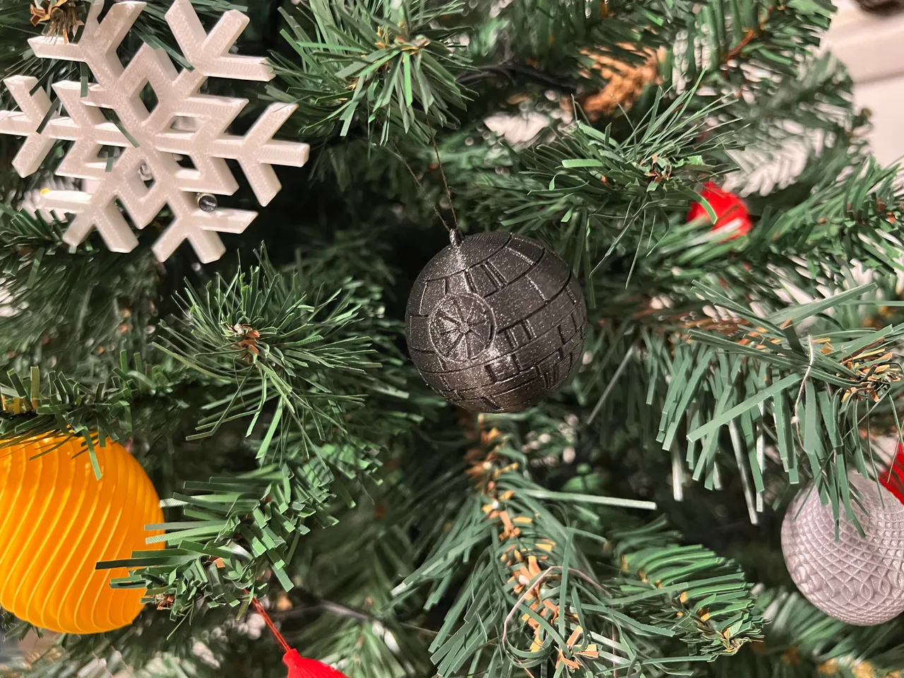 3D printed Christmas ornaments : r/StarWars