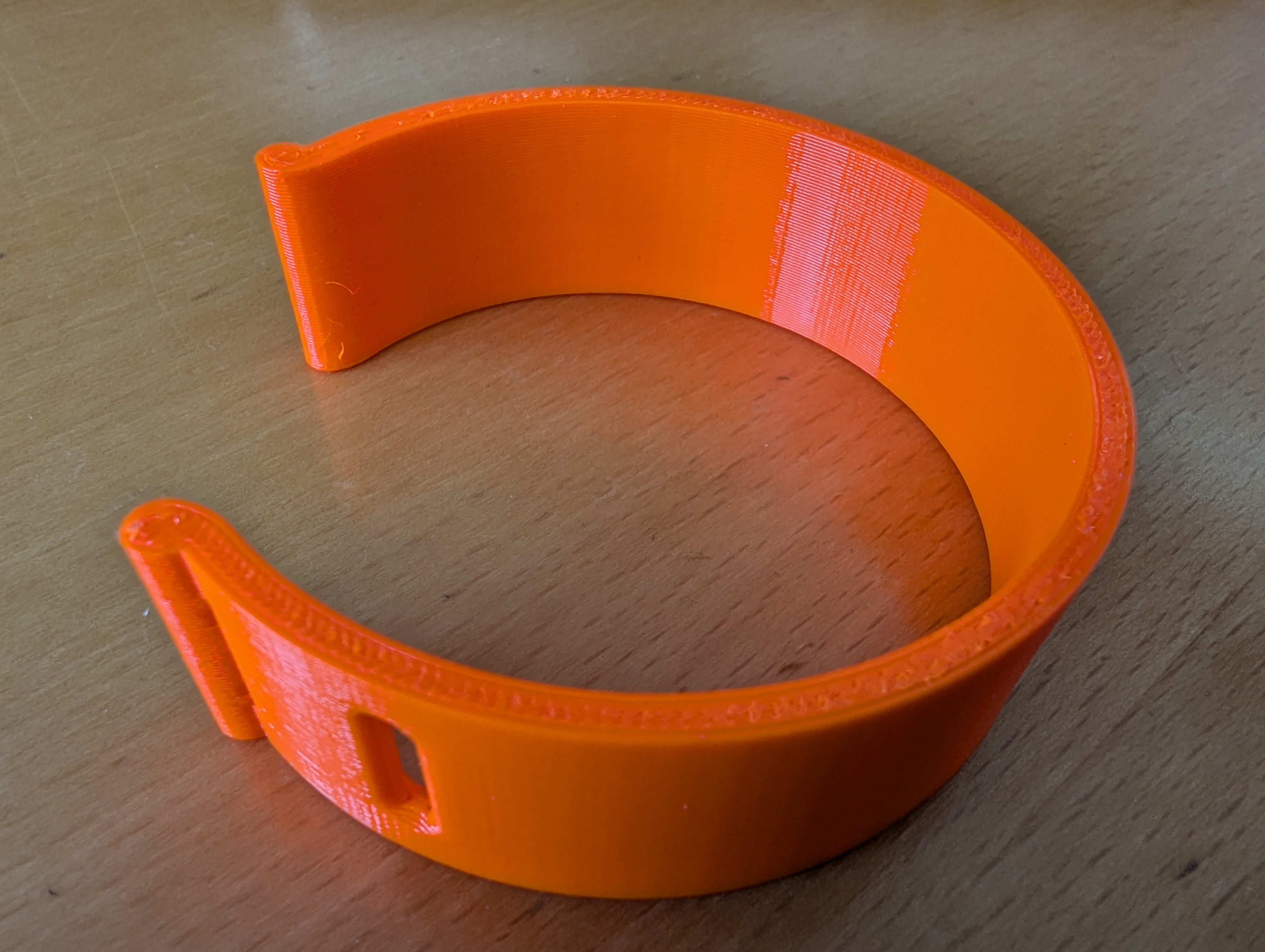 Wrapping Wire Spool Clamp by Chevdor Download free STL model