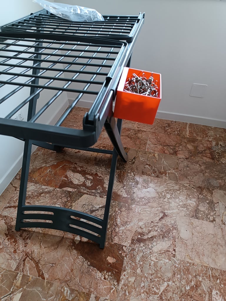 Basket for clothespins