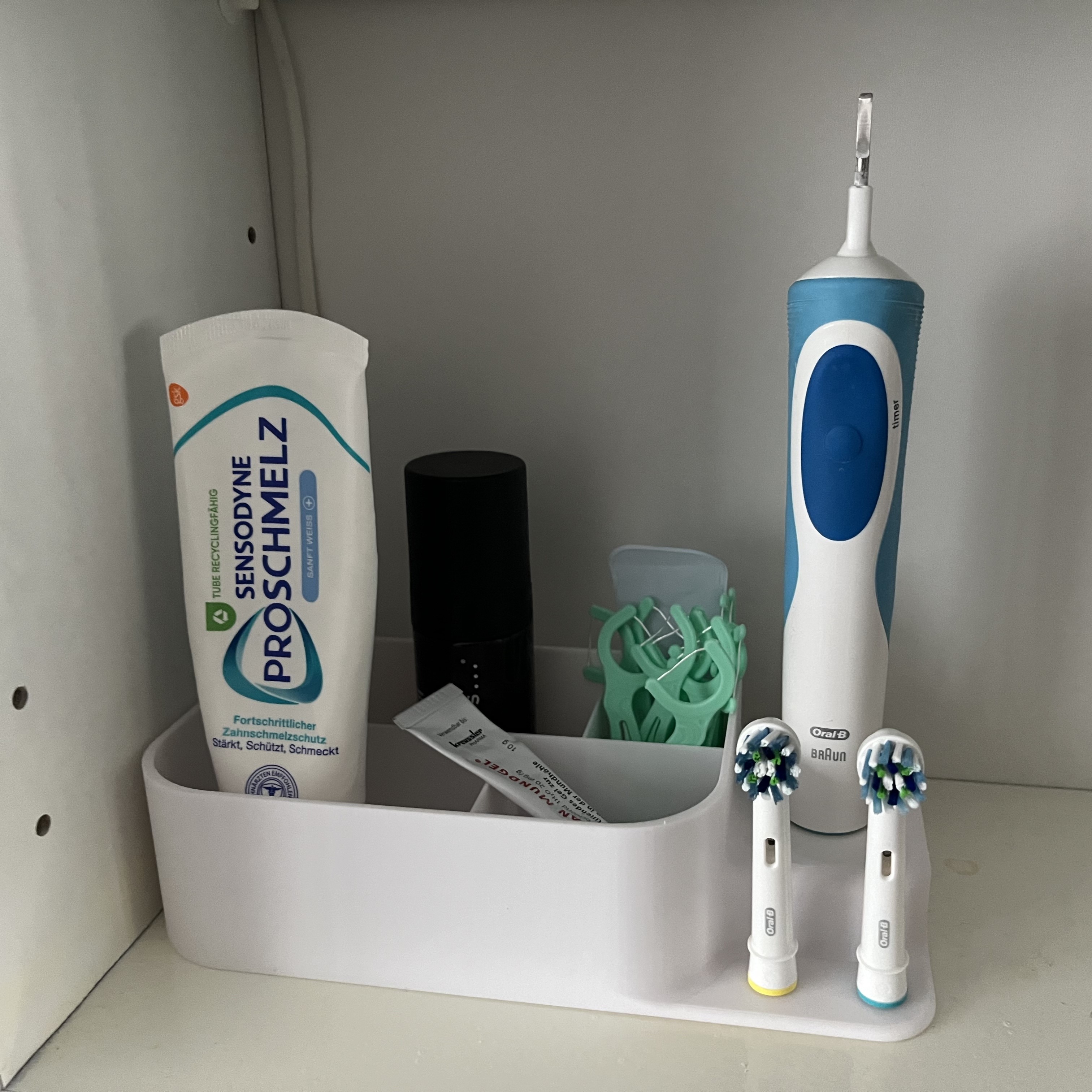 Oral-B - Toothbrush Organizer