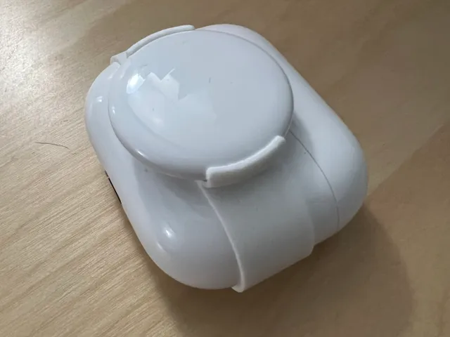 AirPod (3rd gen) case AirTag holder