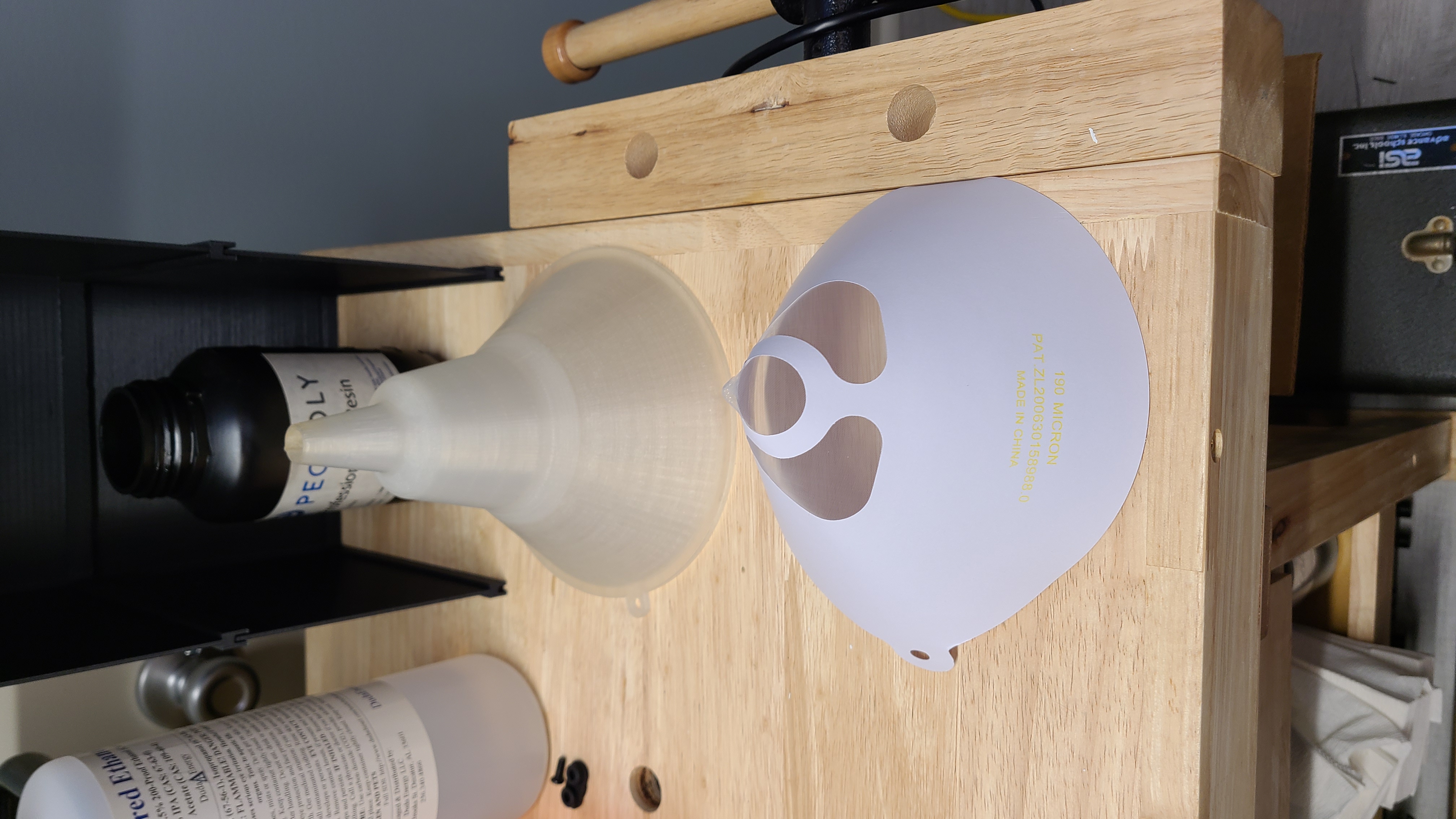 FilterFunnel for used resin