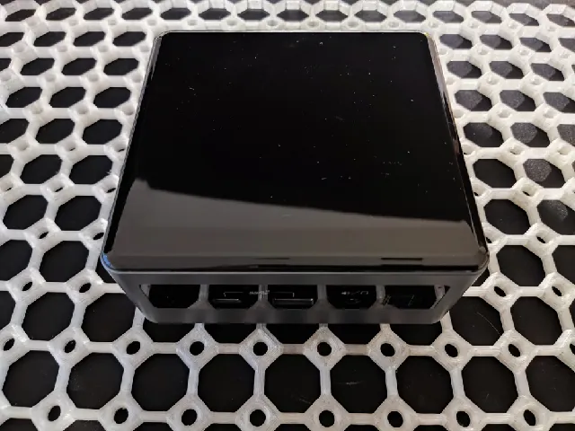Underware - Multiboard - Quick Release Mount for Intel NUC