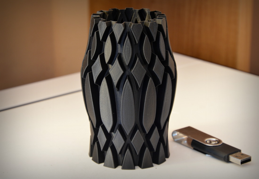 Vase 879