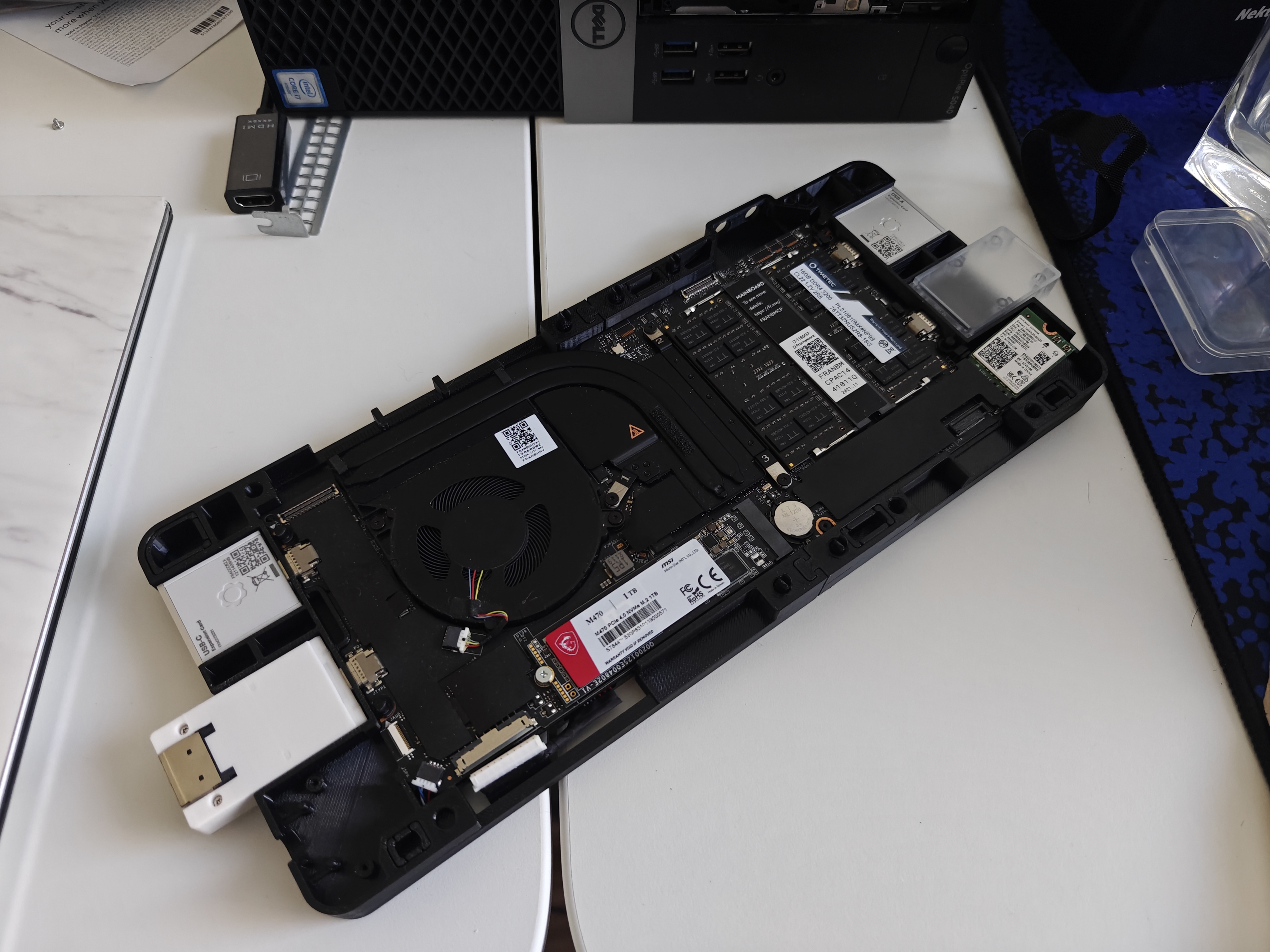 Framework 13 Mainboard Case with Battery — thumbnail 2