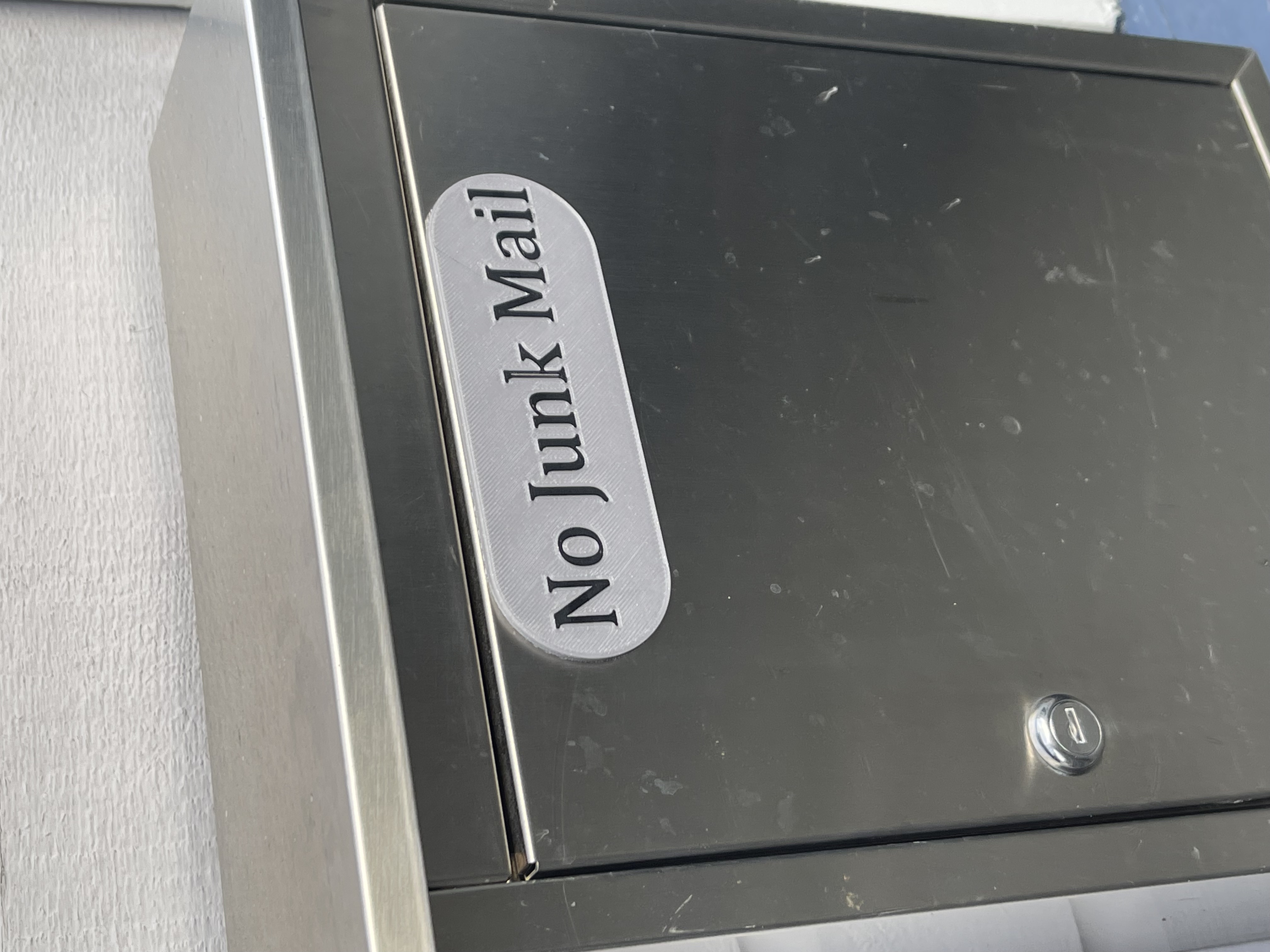 No Junkmail Mail Box sign