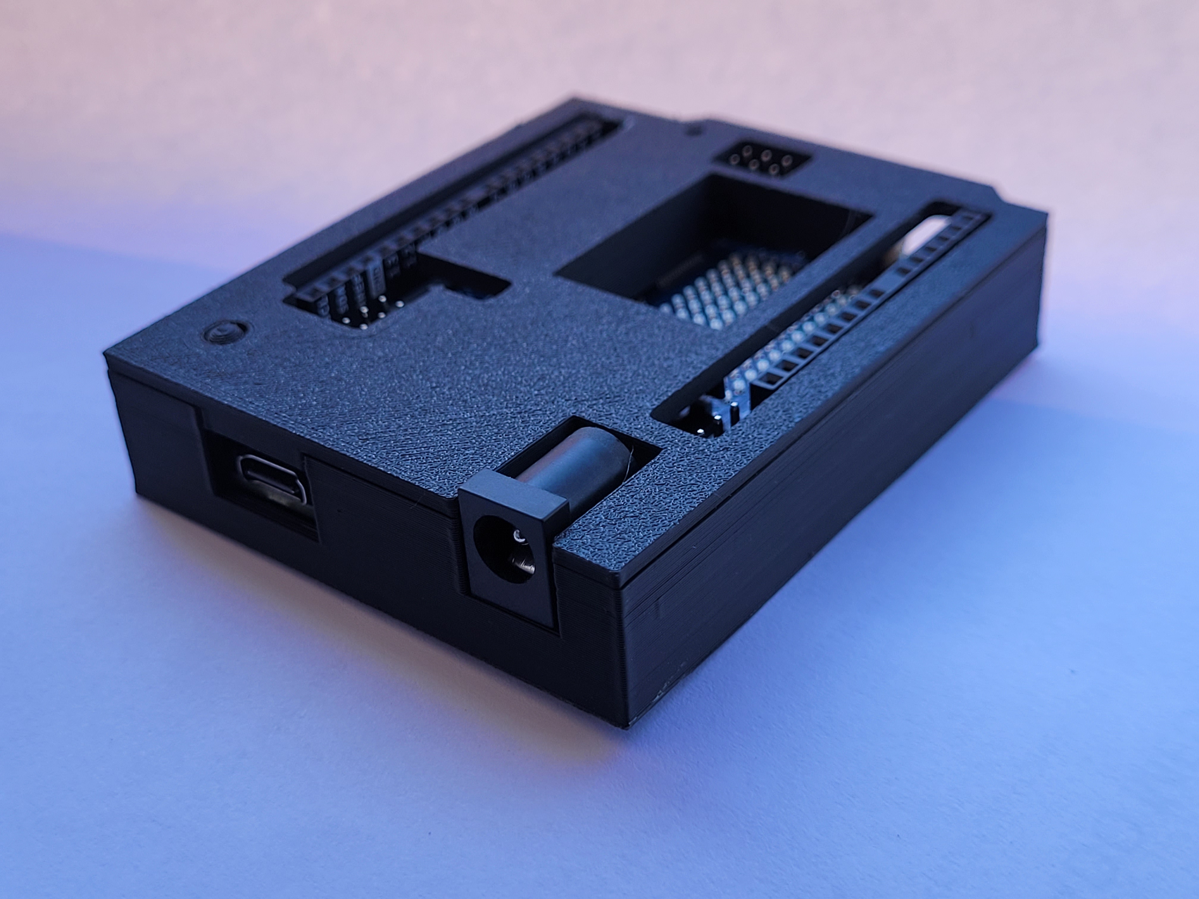 Arduino Uno R4 WIFI Case - Minimal (straight edges, no screw version)