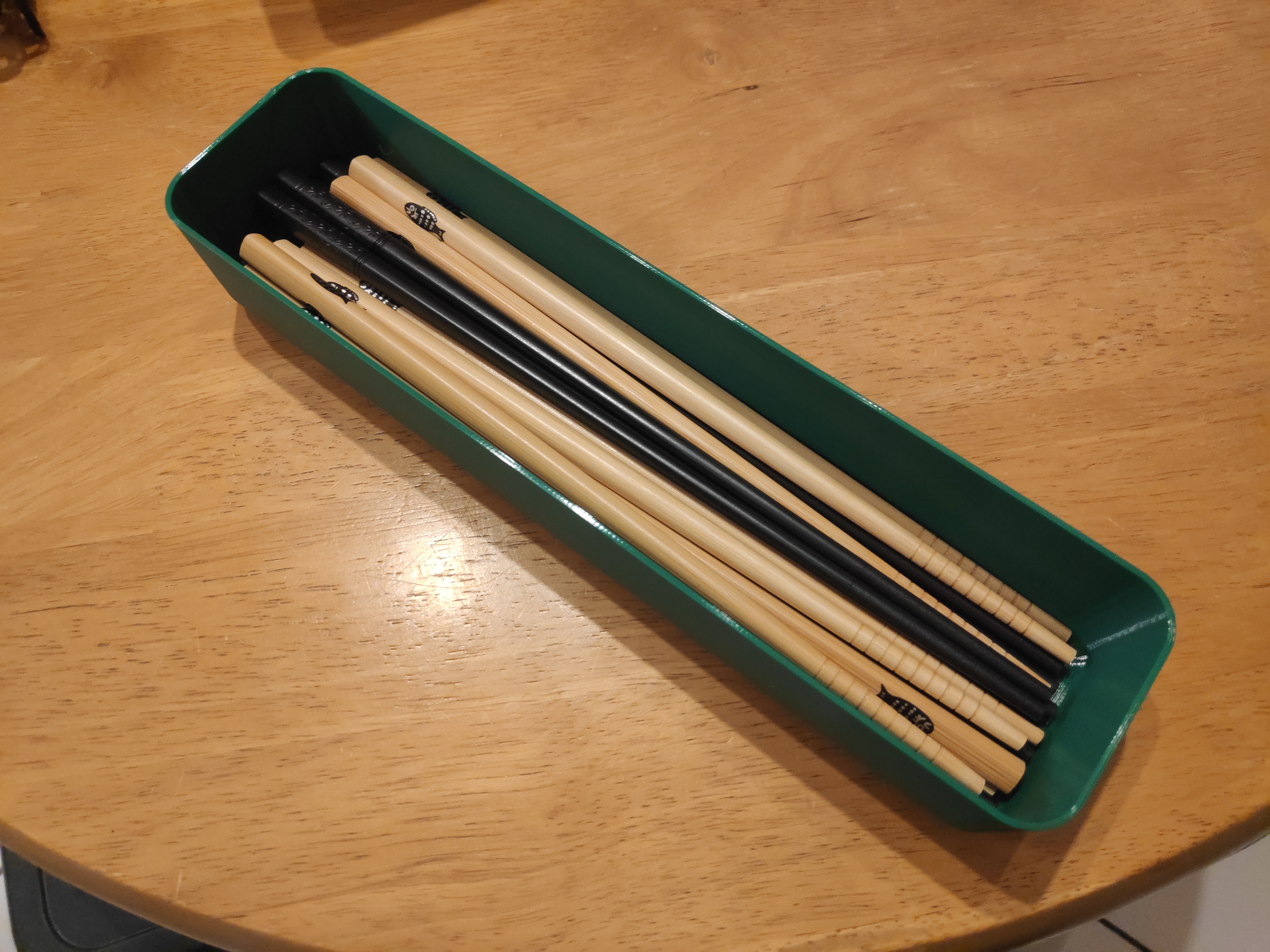 Chopsticks tray
