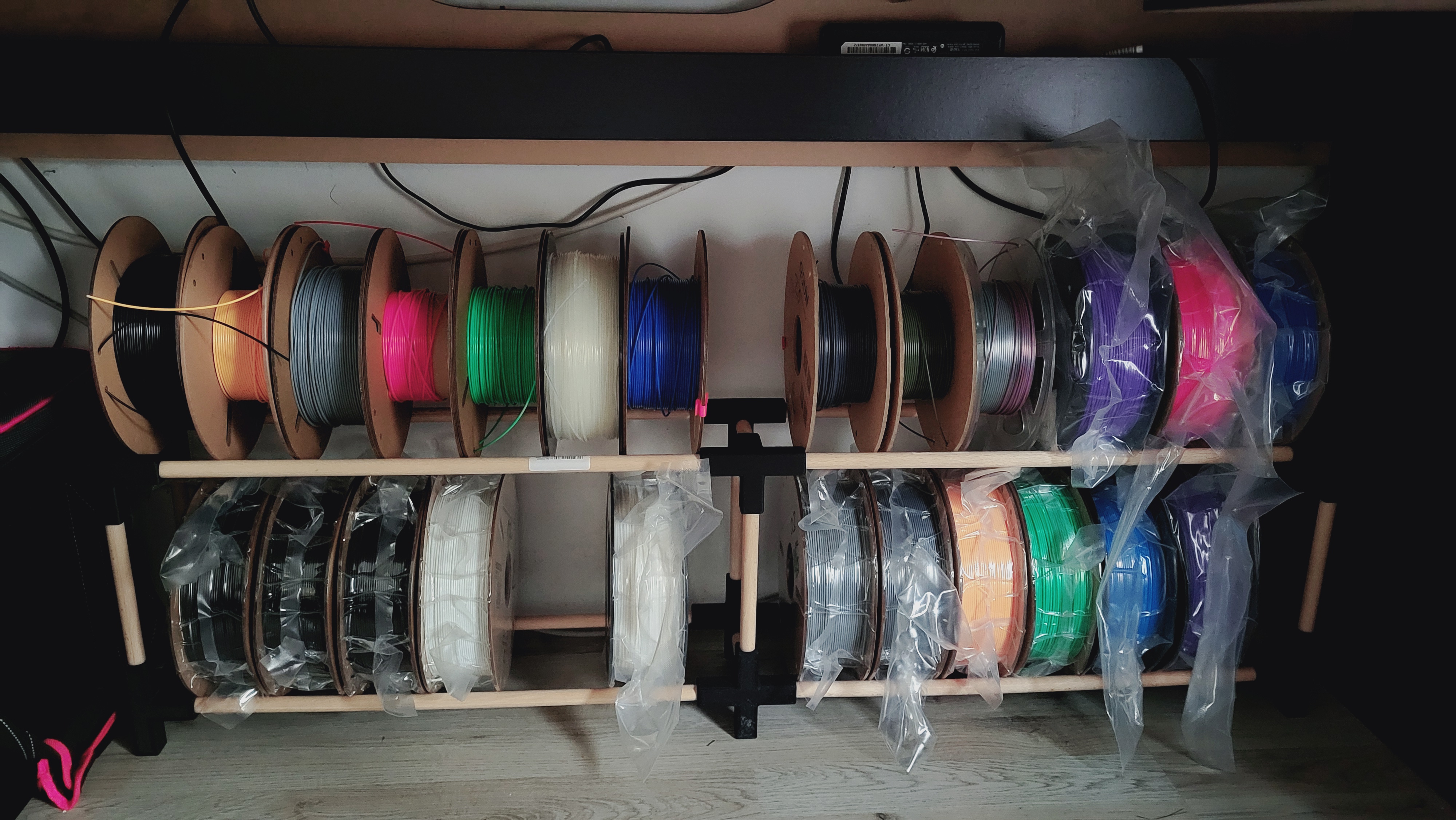Filament Spulen Regal