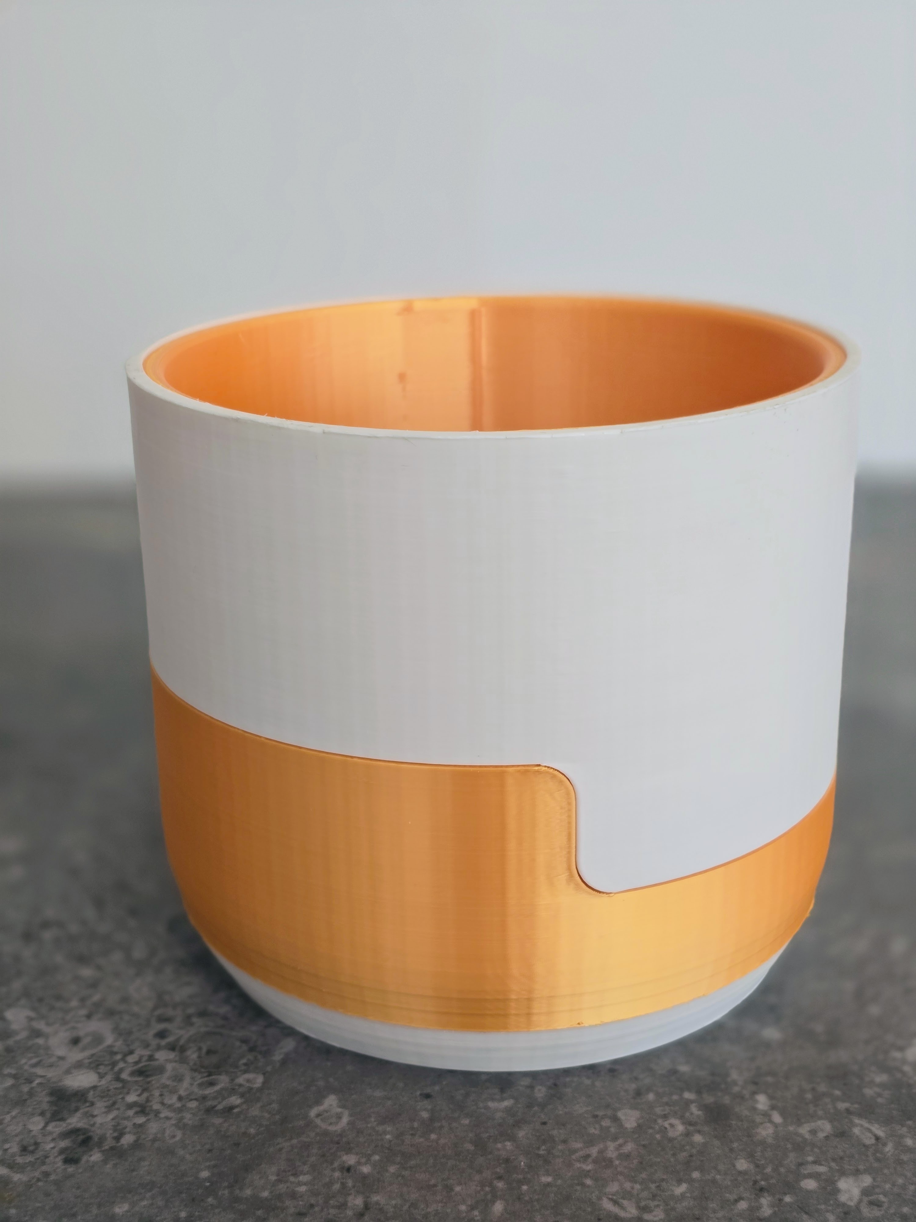 Dual Color Planter with bottom plate by Dror Cohen Download free STL model