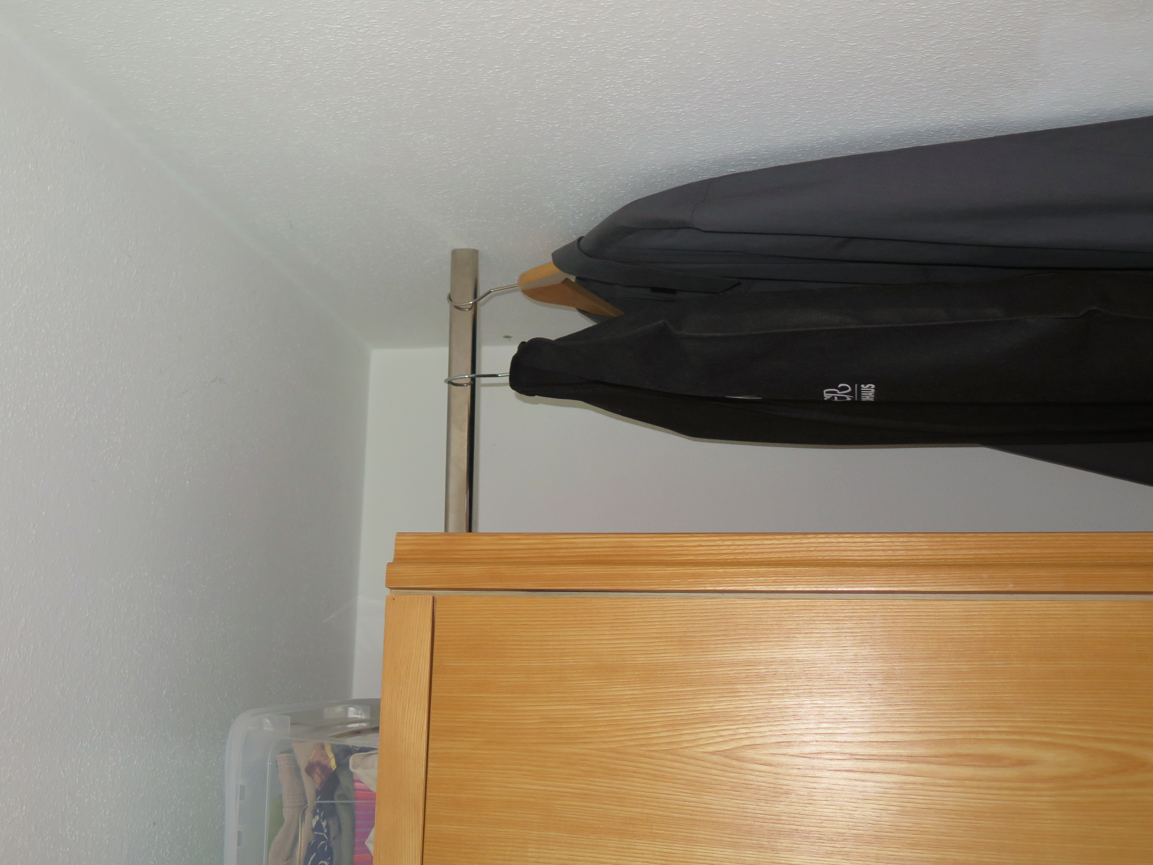 Miniatura 2 do modelo 3D Clothes rail holder