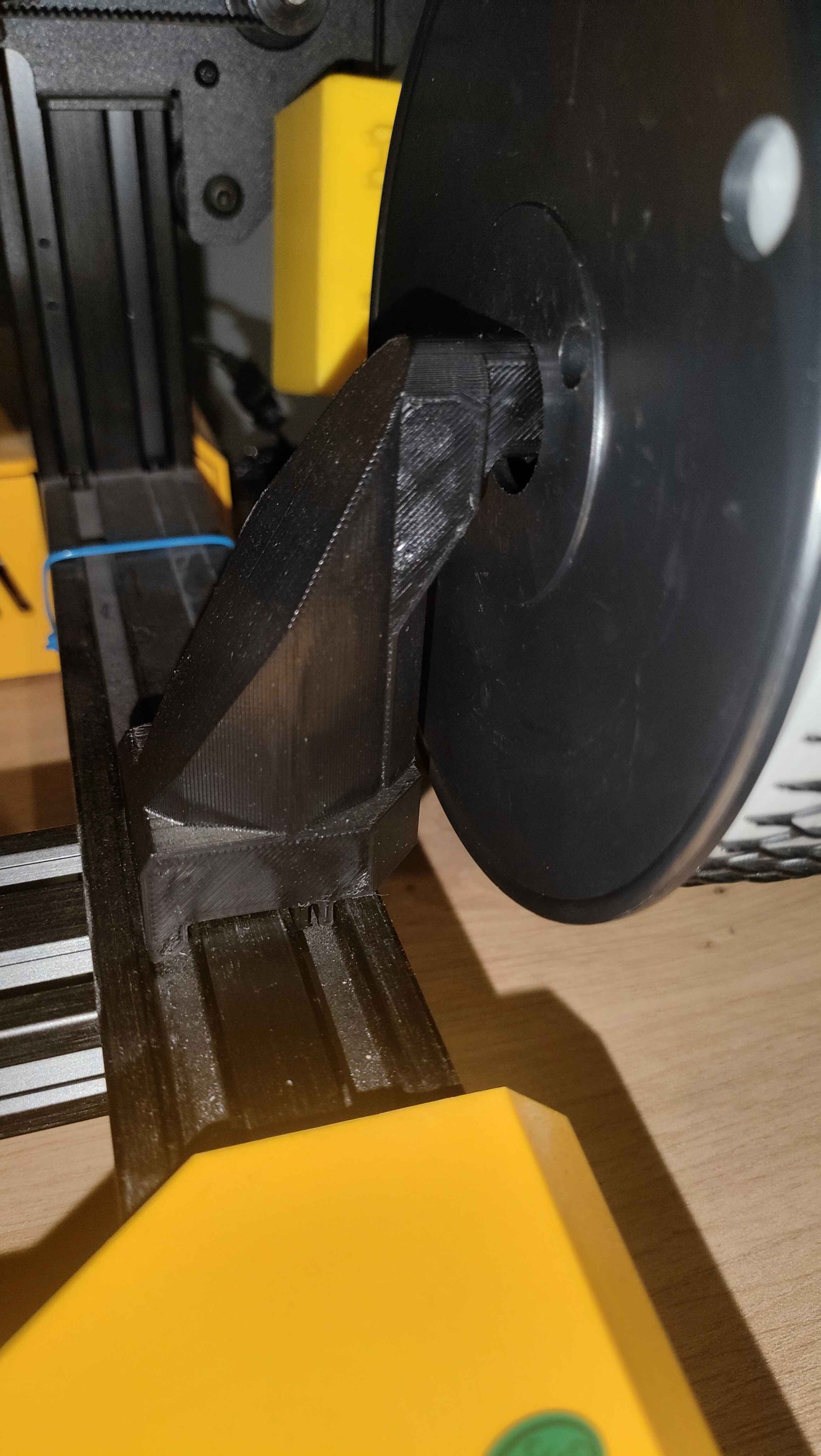 Small spool holder by Kemuri Download free STL model