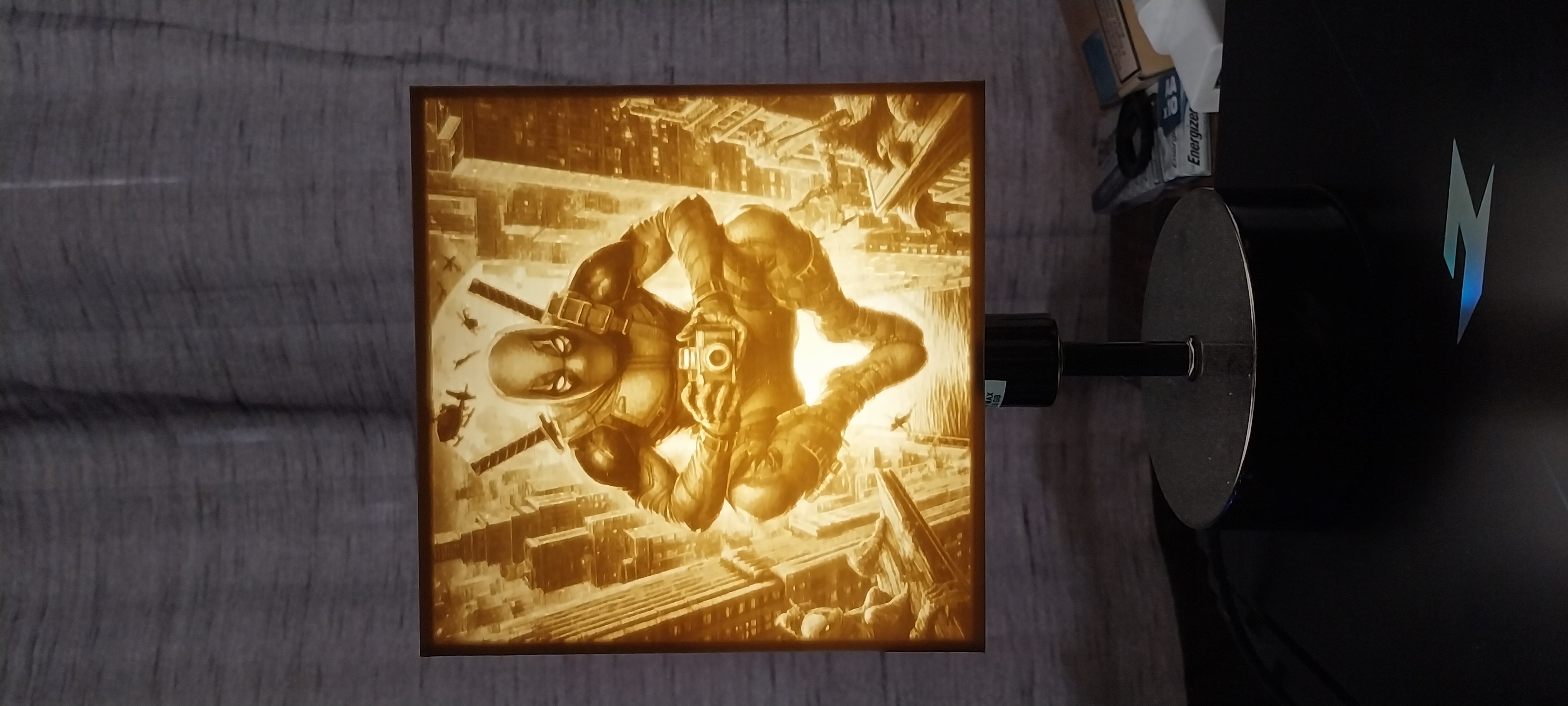 Deadpool lithophane lamp shade — miniatura 3