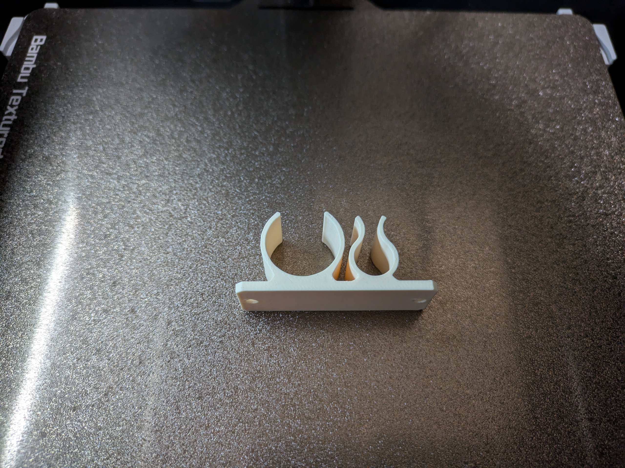 Drain and supply hose clip for dishwasher by Jeremy Download free STL
