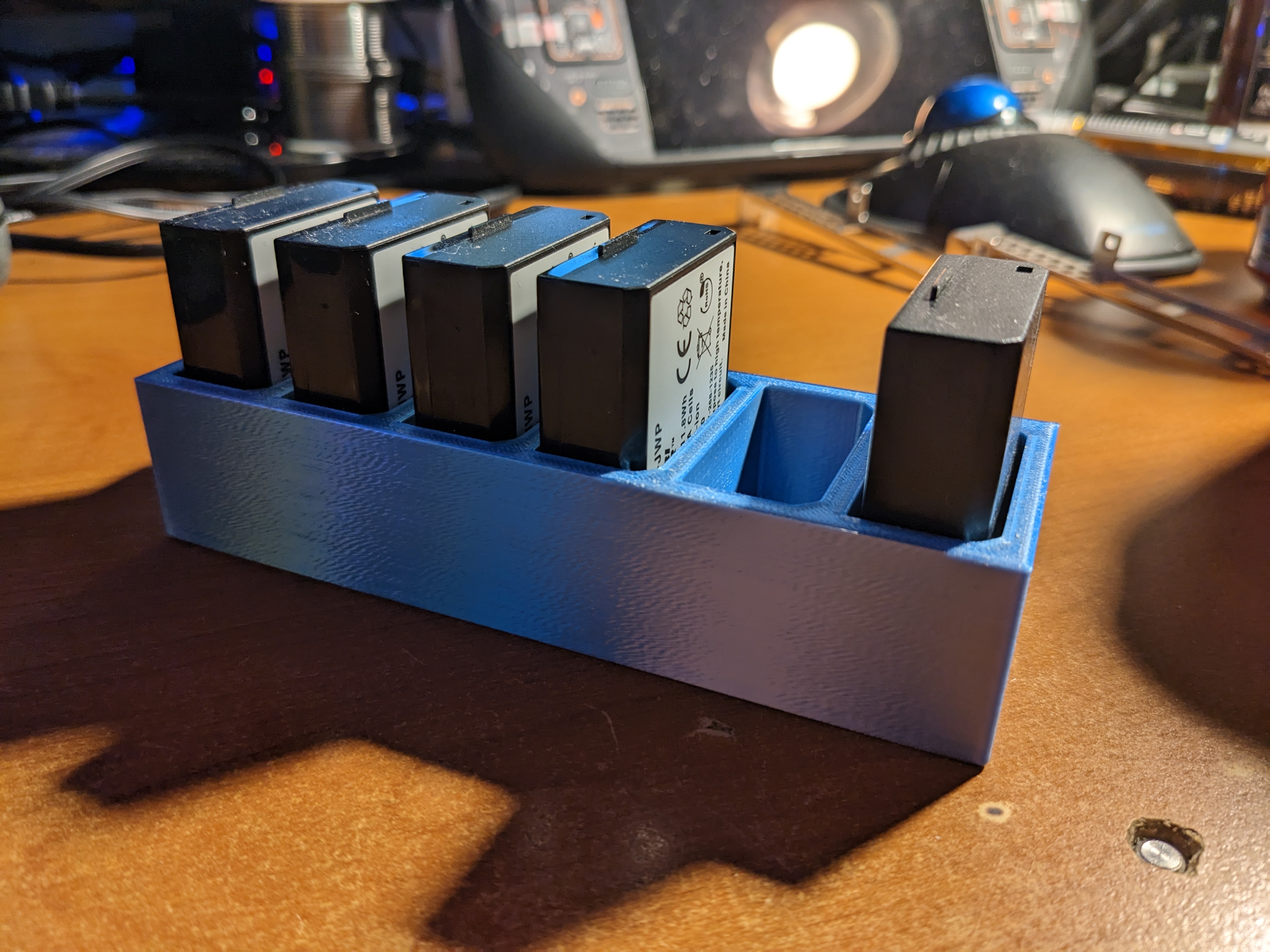 Canon LP-E10 Battery Holder x6