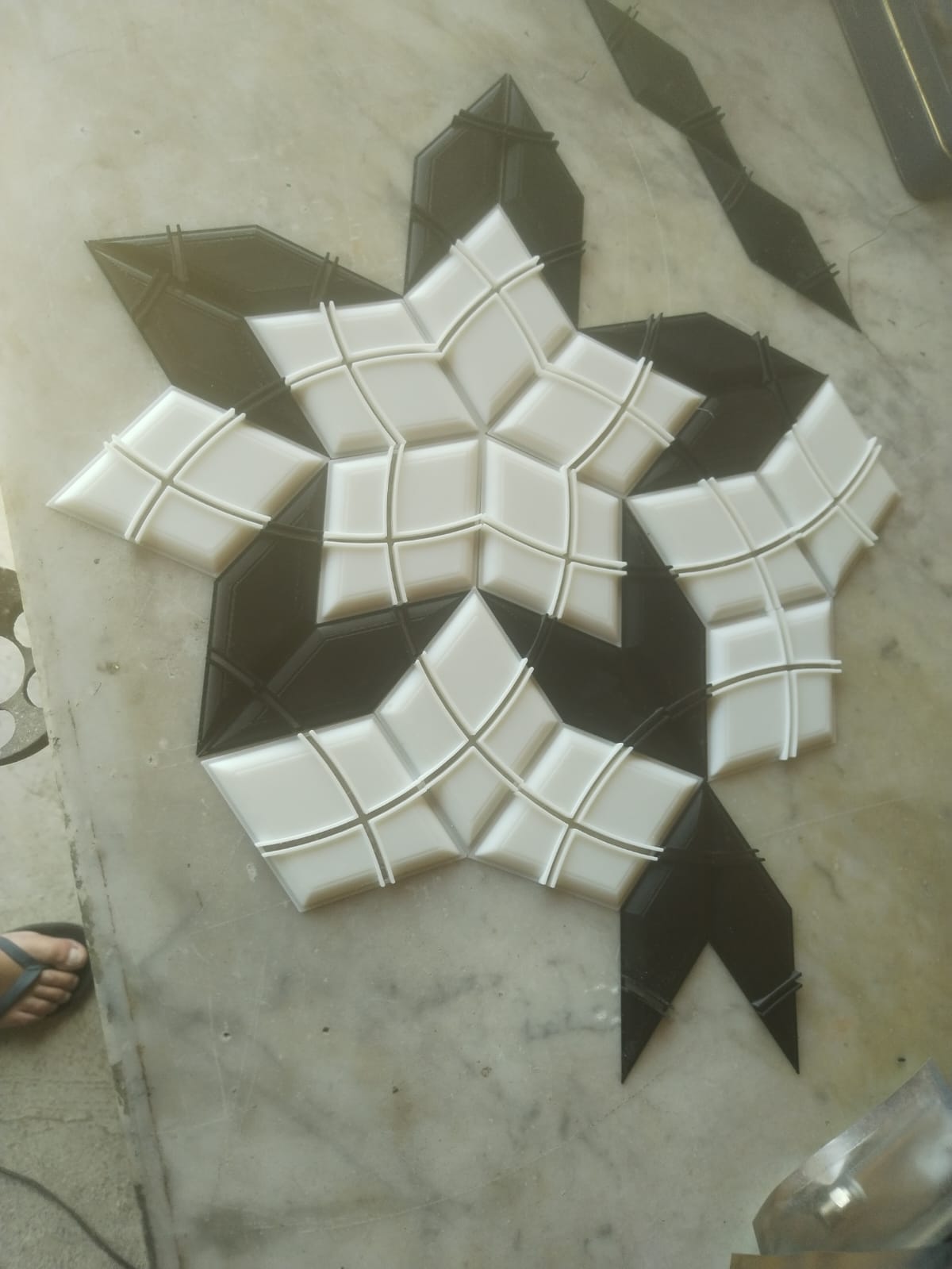 Penrose Tiling - Oxford Pattern - Prototiles/Rhombi